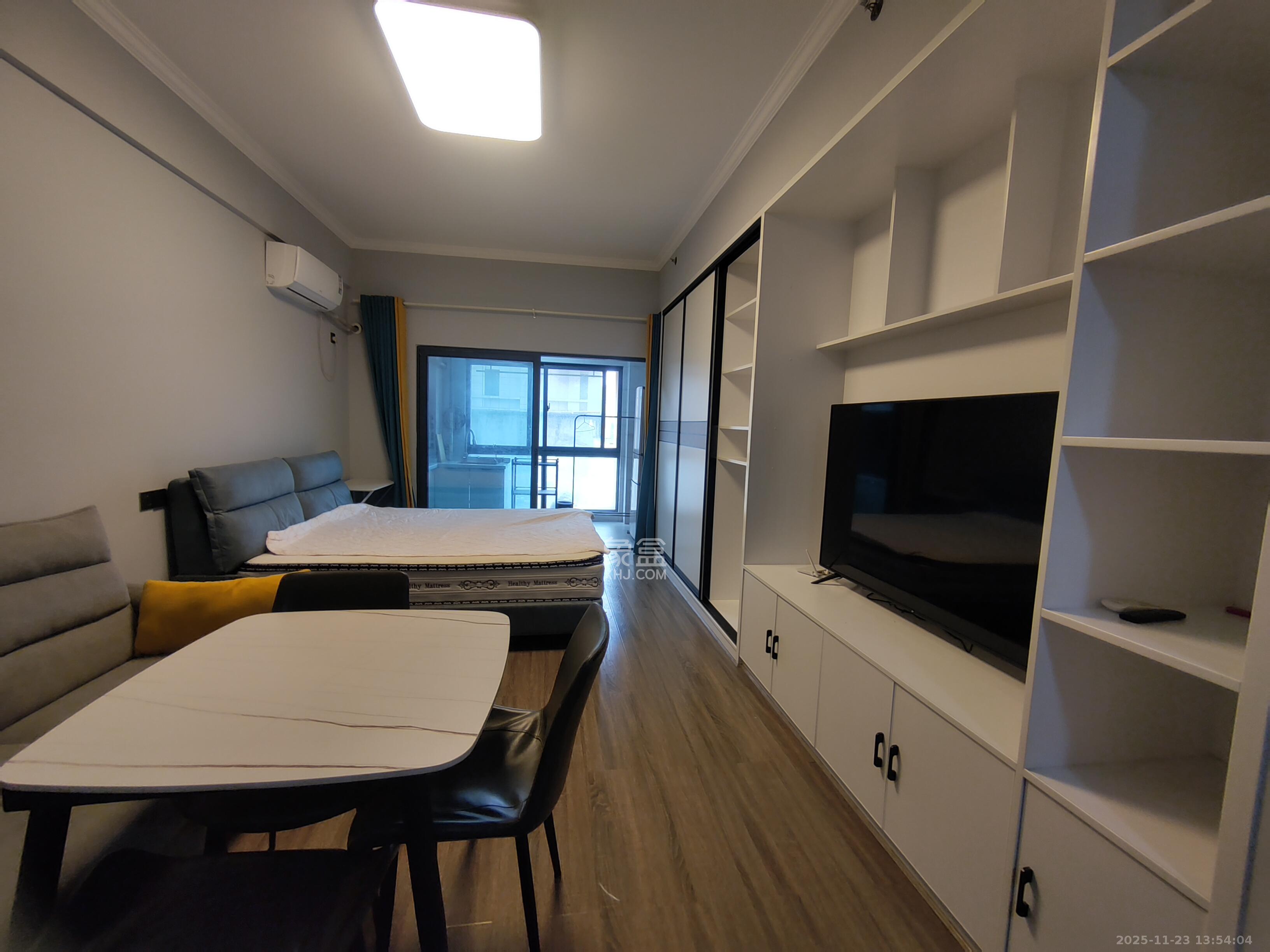 明发国际城  1室1厅1卫    1500.0元/月室内图