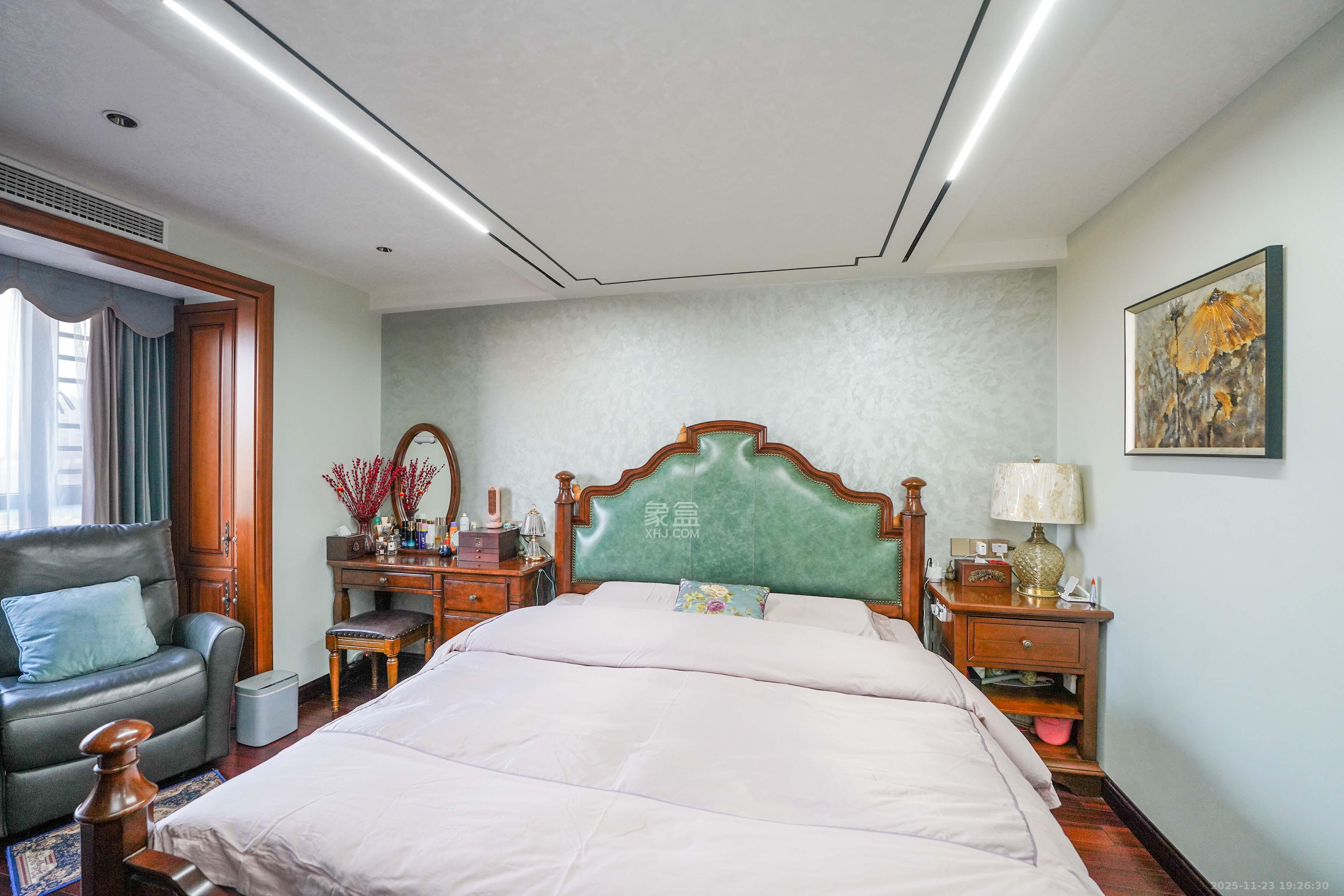 橘郡礼顿山  2室2厅2卫    118.0万卧室