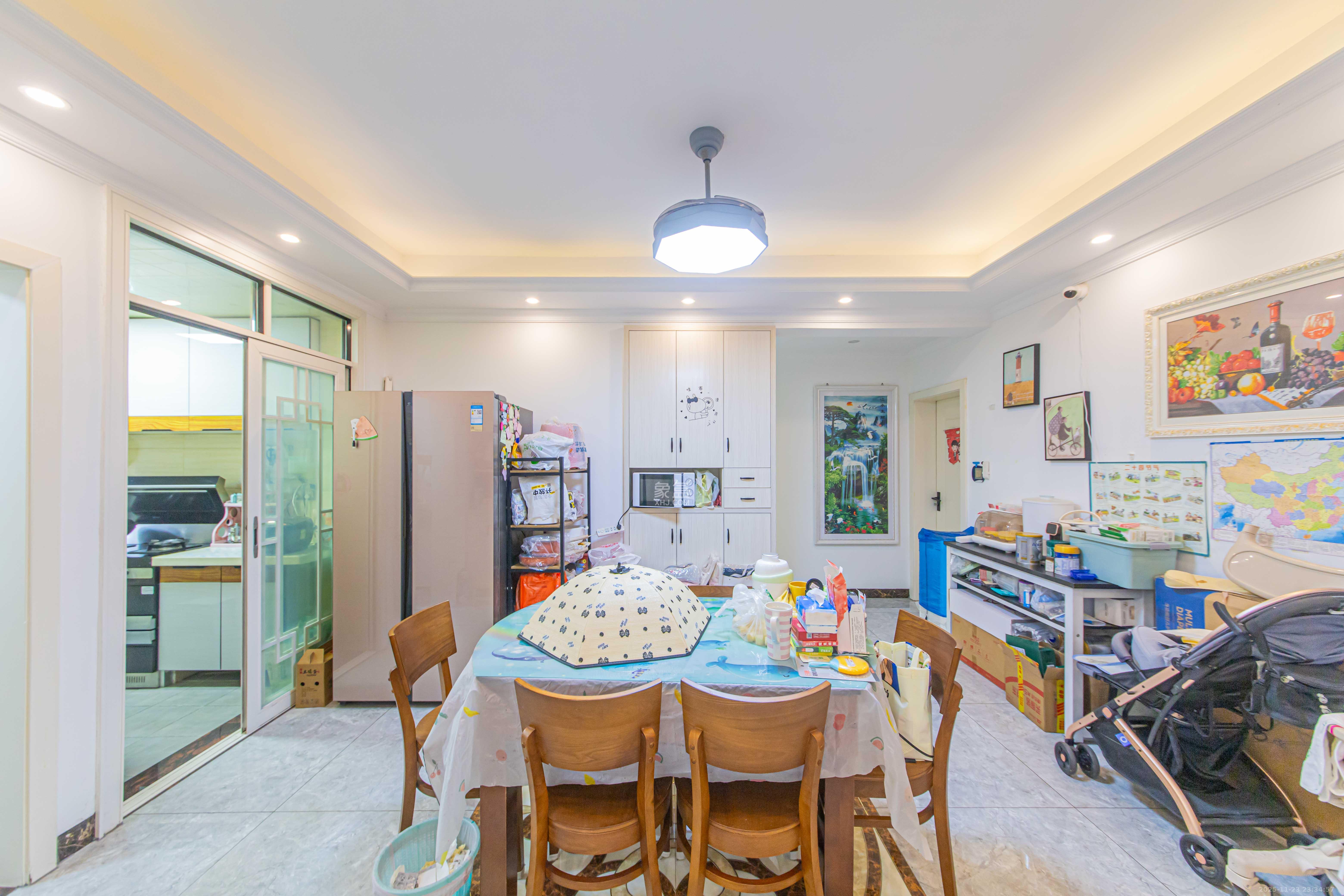 香芙嘉园（广铁湘府嘉园）  3室2厅1卫    103.0万客厅