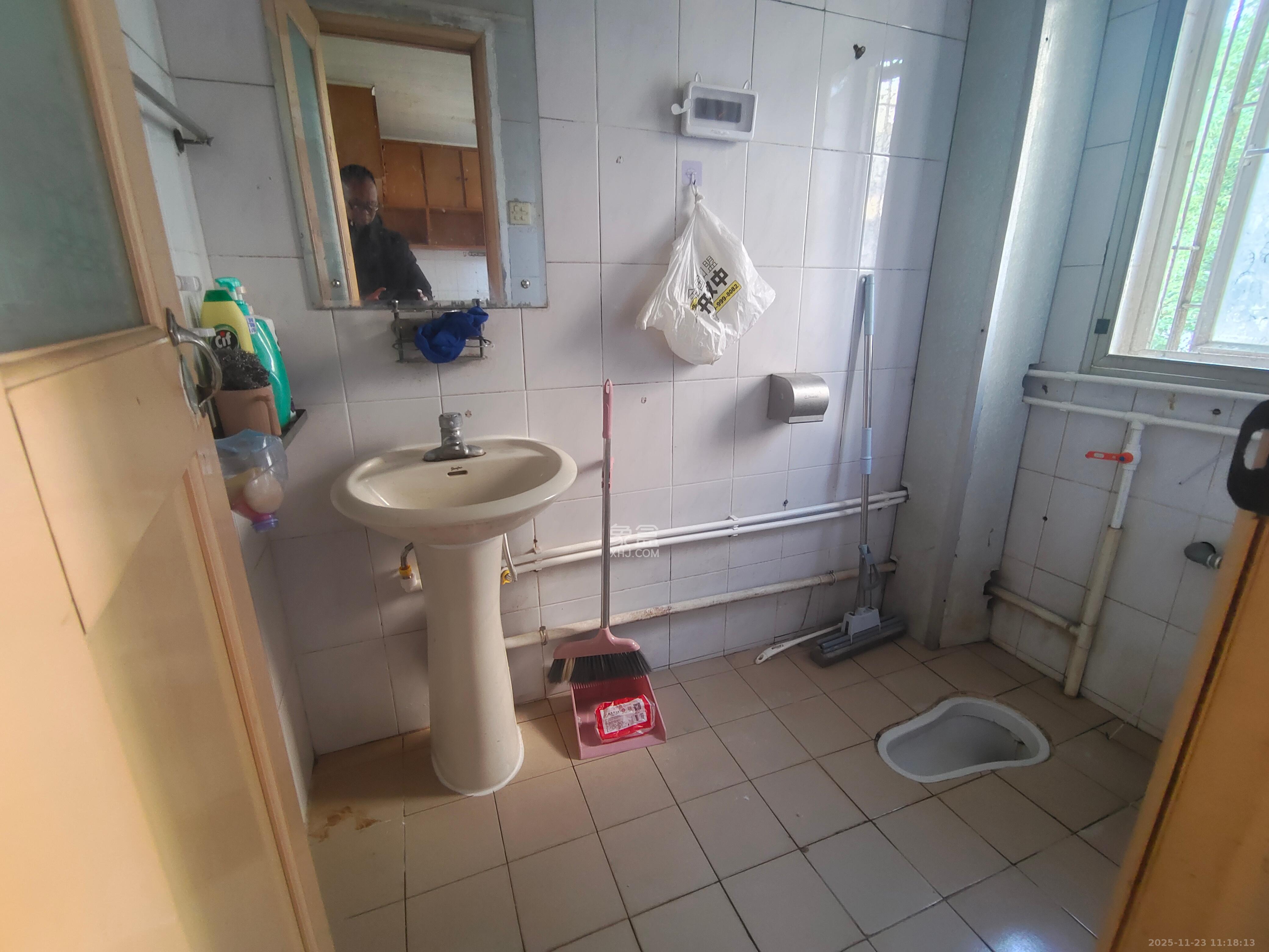 狮子山一片  2室2厅1卫    1200.0元/月室内图