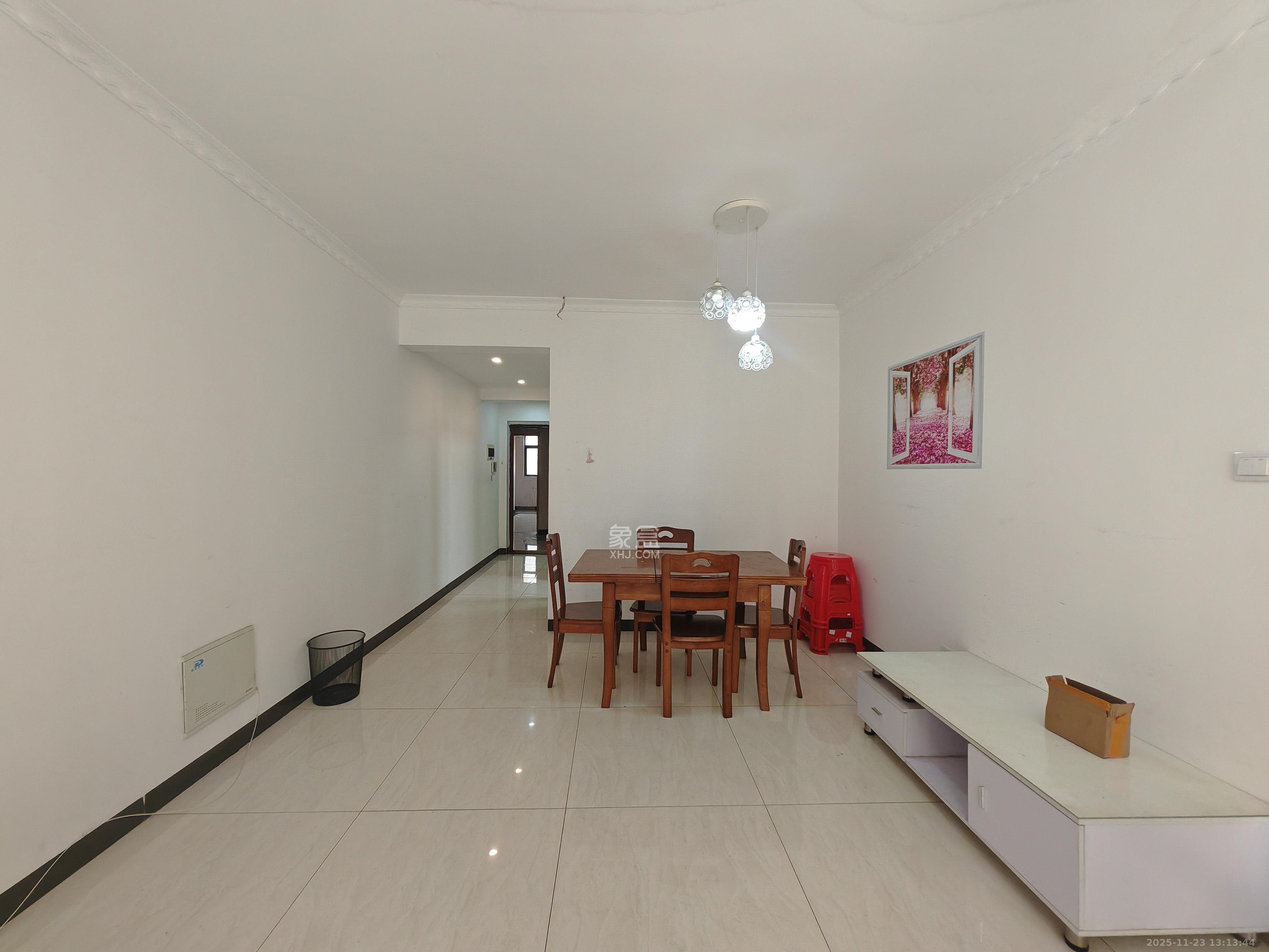 天骄福邸  2室2厅2卫    2600.0元/月室内图