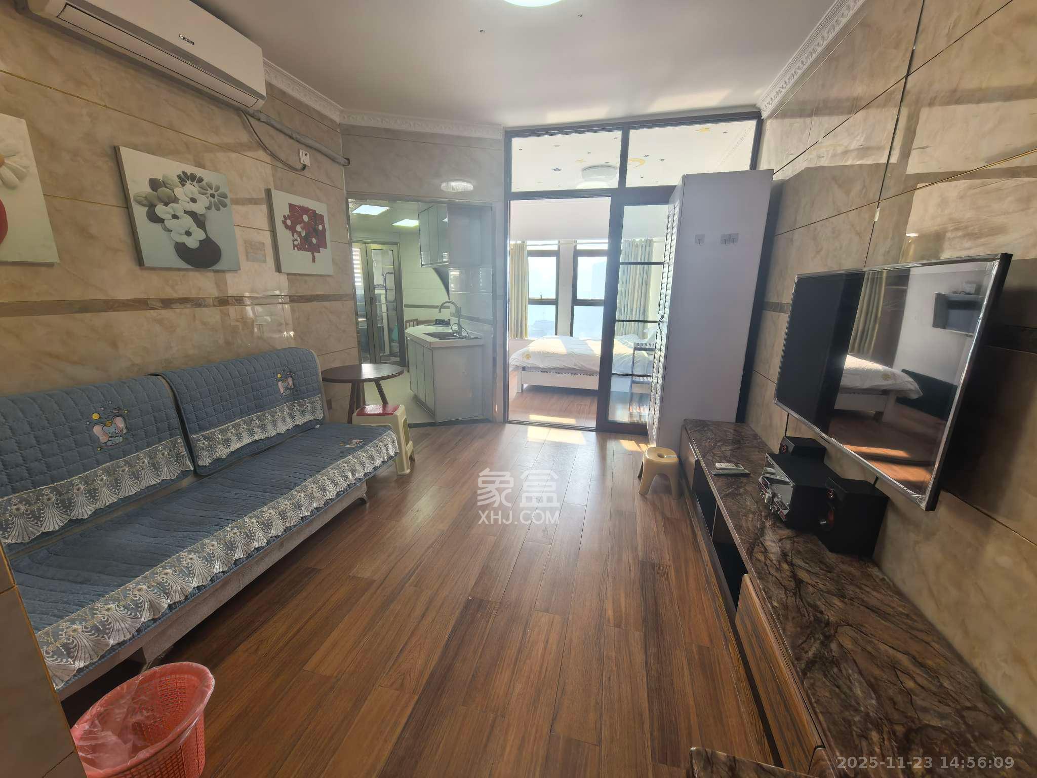 大财门公寓  1室1厅1卫    1800.0元/月