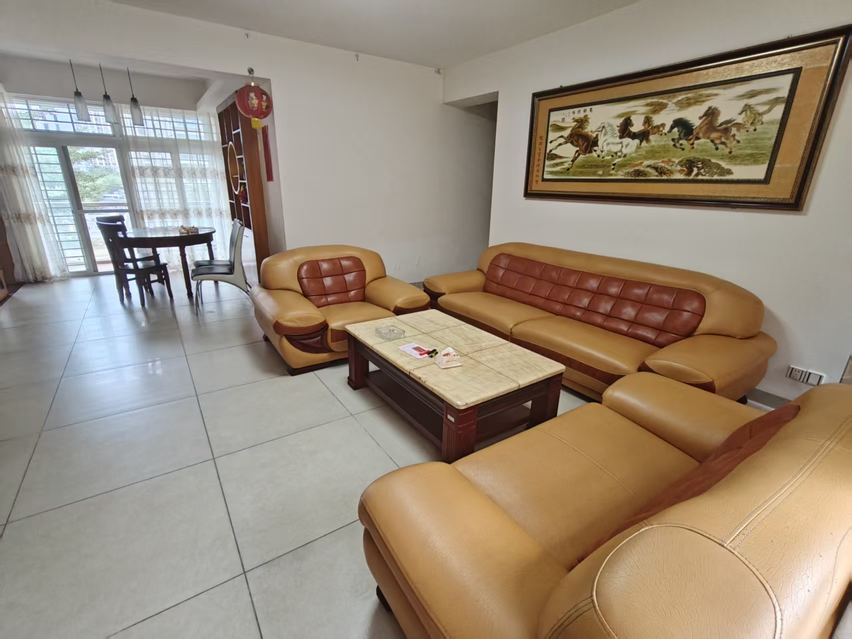 金盘雅苑 4室2厅2卫 3600.0元/月 金盘雅苑 4室2厅2卫 3600.0元/月户型图