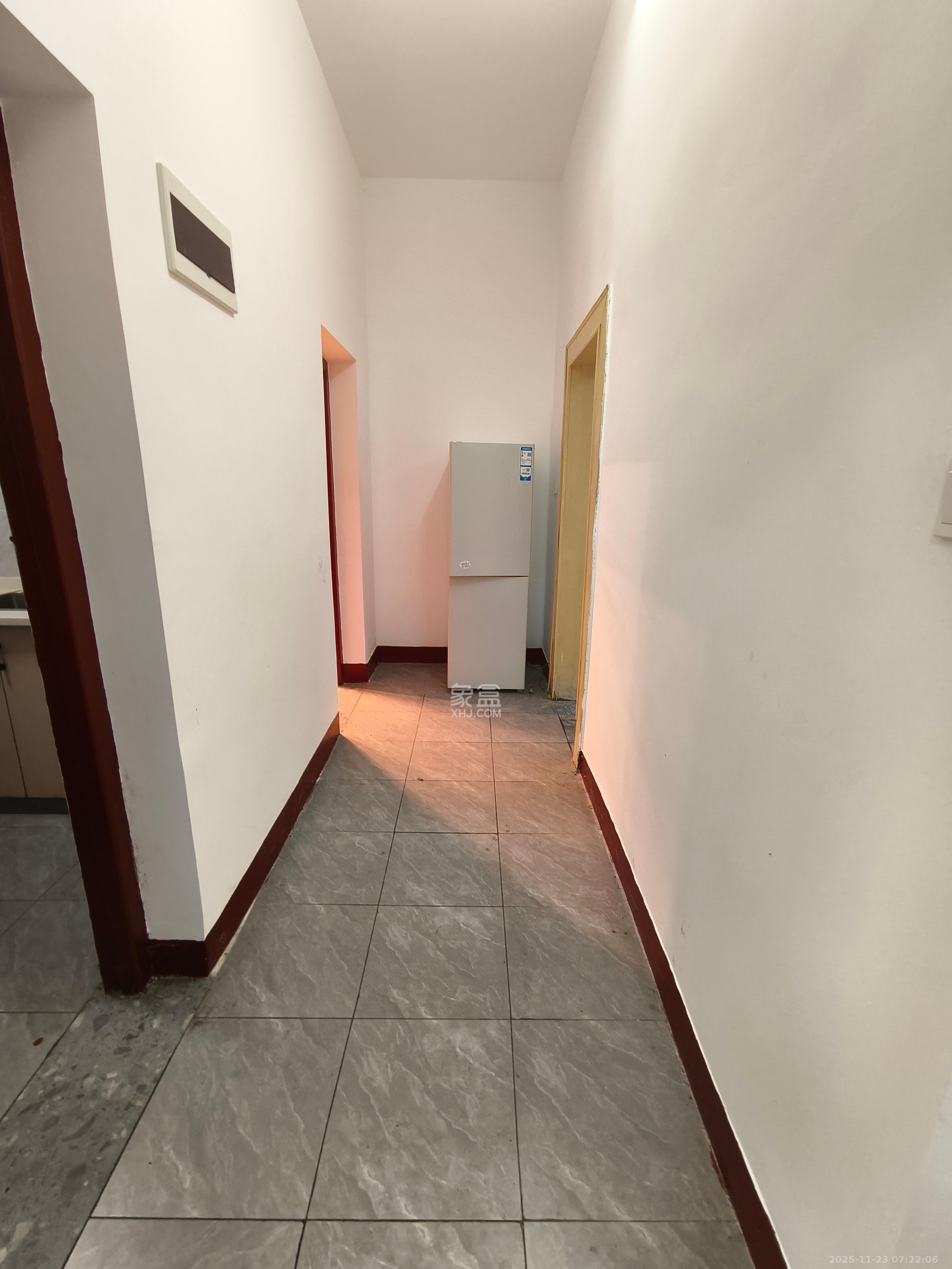 湘农桥社区 2室1厅1卫 1800.0元/月 湘农桥社区 2室1厅1卫 1800.0元/月室内图