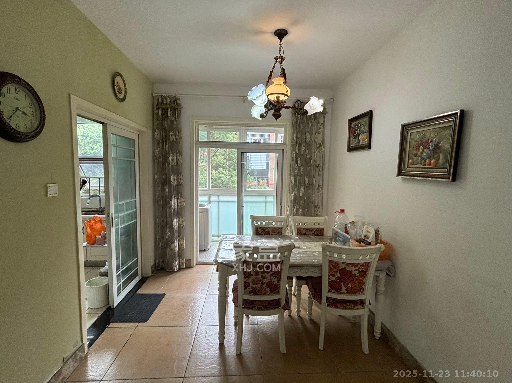 山水湾 1室2厅1卫 850.0元/月 山水湾 1室2厅1卫 850.0元/月室内图