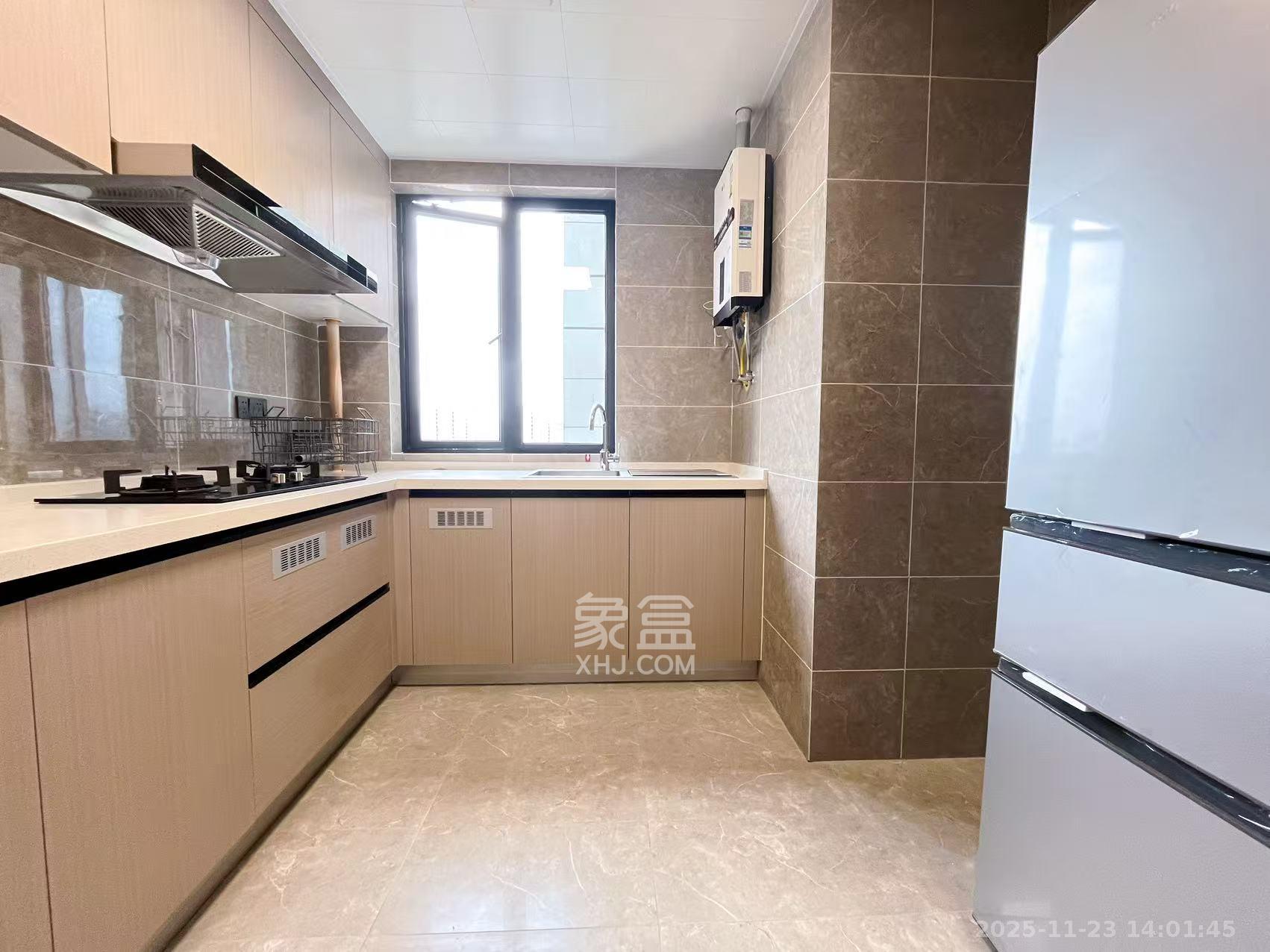 华润凯旋门二期  4室1厅2卫    4000.0元/月室内图