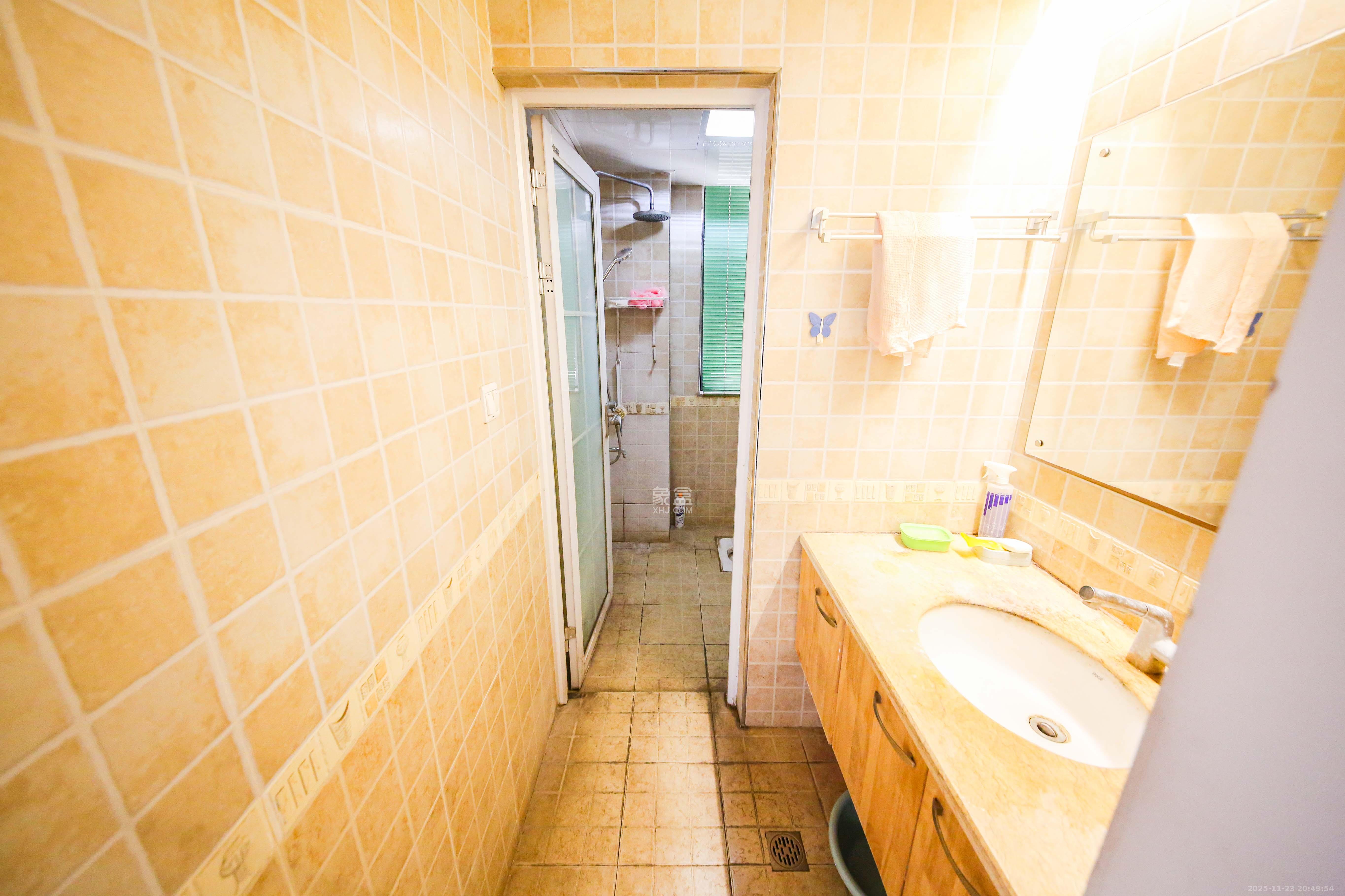 博林金谷 3室2厅2卫 122.0万 博林金谷 3室2厅2卫 122.0万卫生间