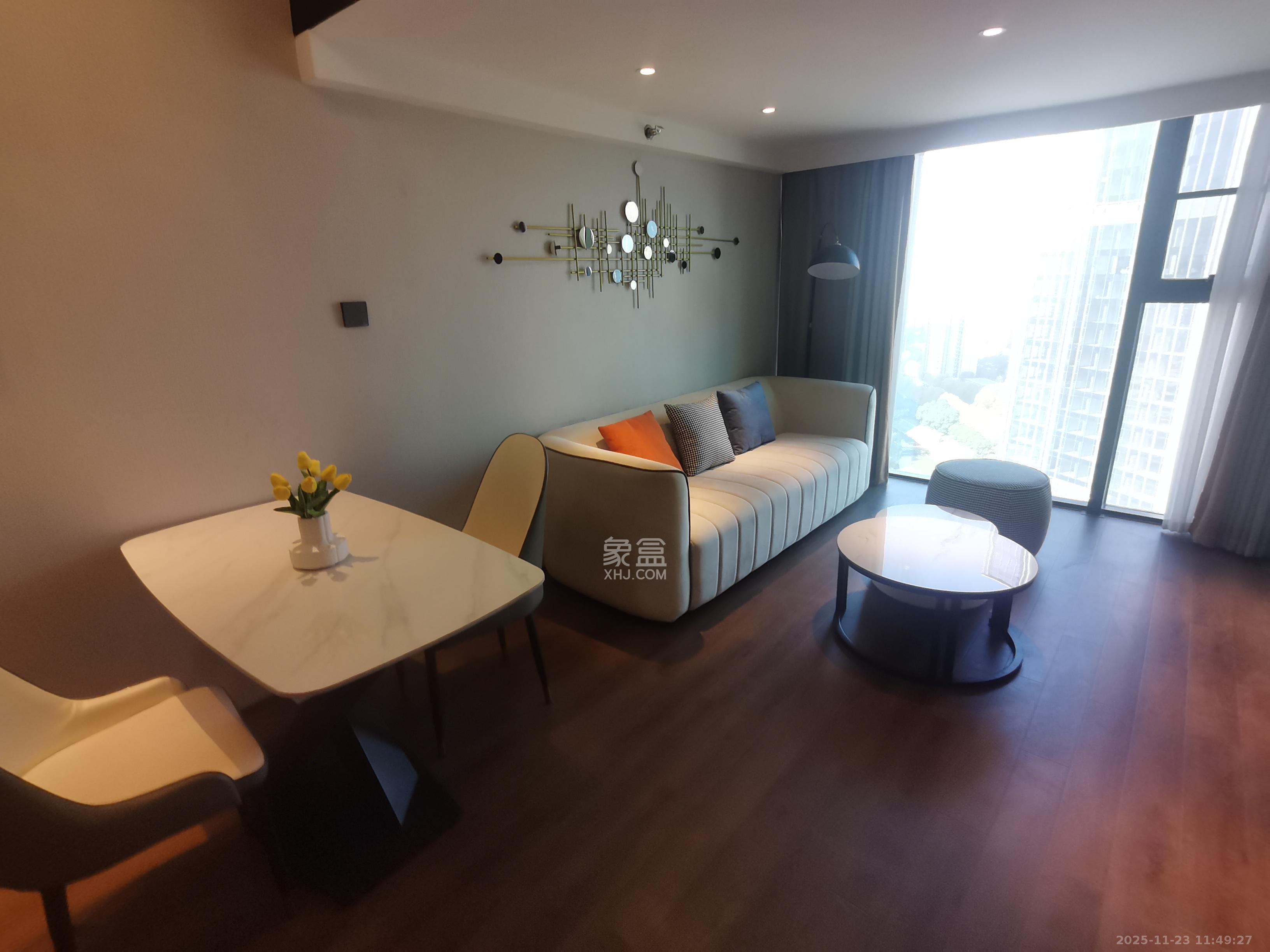 达美寰宇中心  2室1厅1卫    3000.0元/月