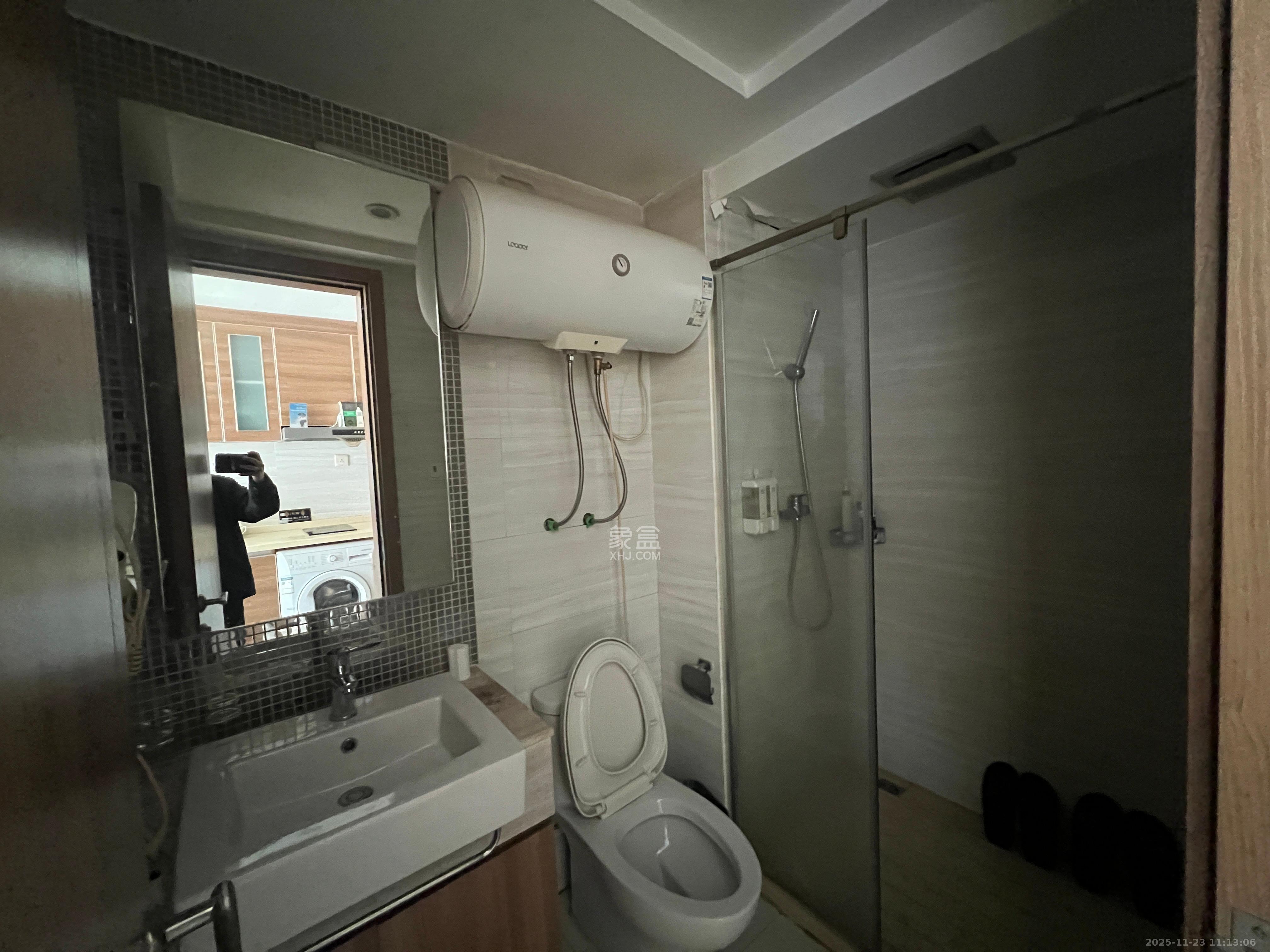 恒大国际广场 1室1厅1卫 1300.0元/月 恒大国际广场 1室1厅1卫 1300.0元/月室内图