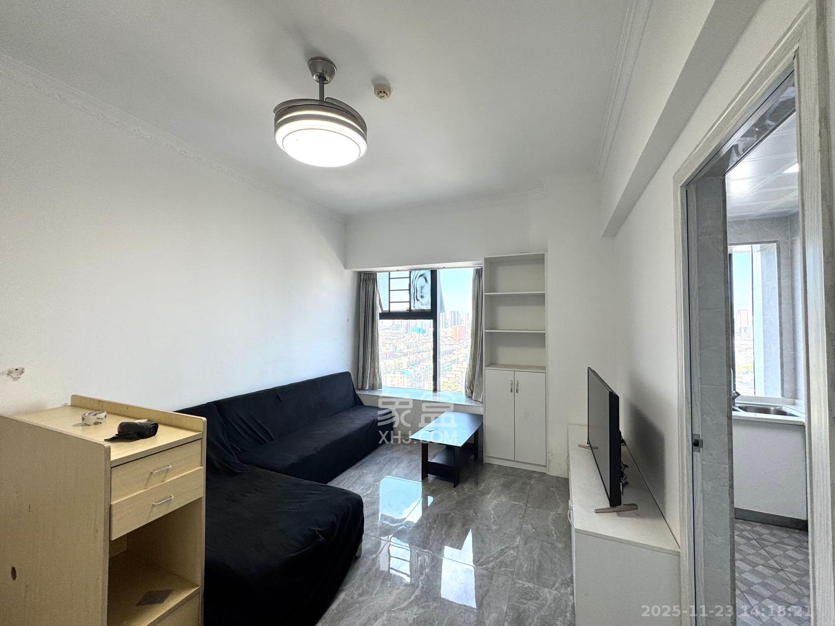 裕天国际商汇中心  1室1厅1卫    1600.0元/月