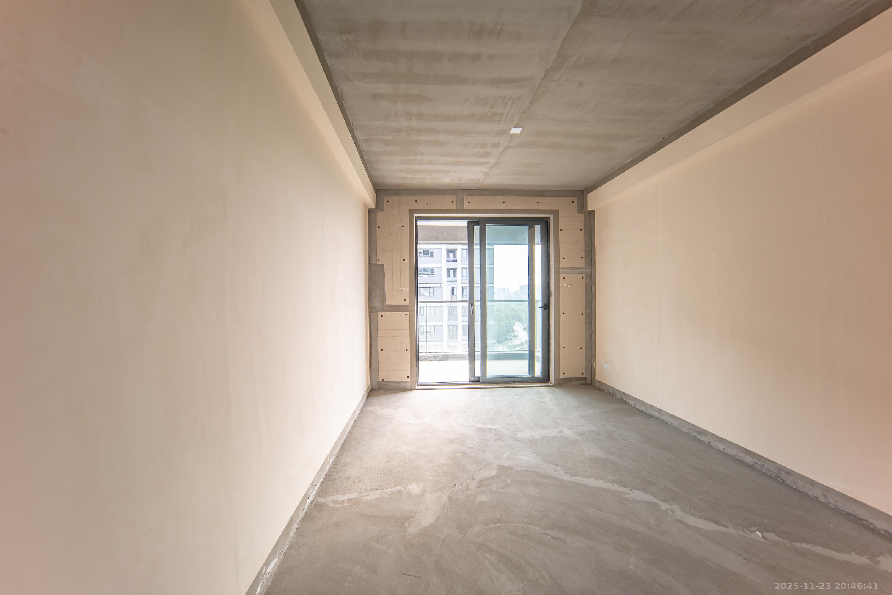 华润置地洋湖天序  4室2厅2卫    335.0万卧室