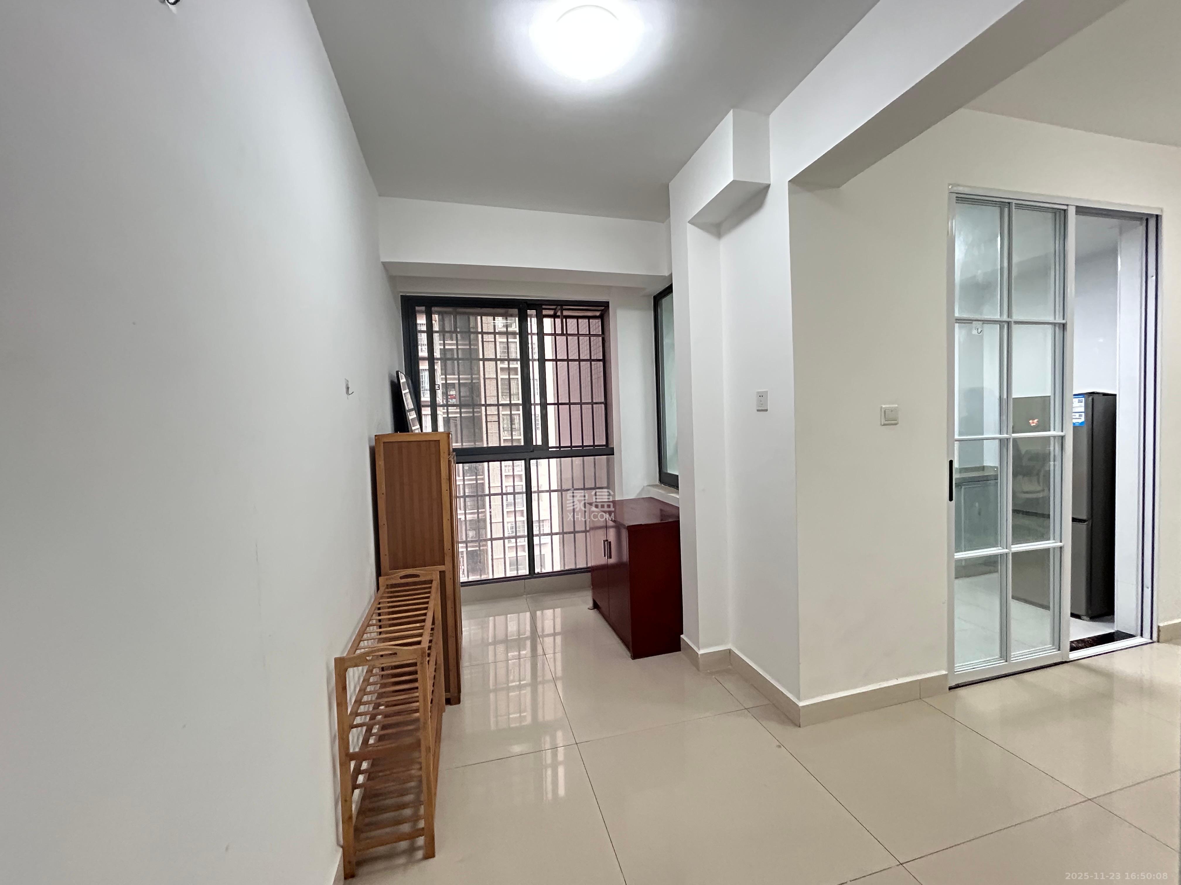 丰源国际 2室2厅1卫 1600.0元/月 丰源国际 2室2厅1卫 1600.0元/月室内图