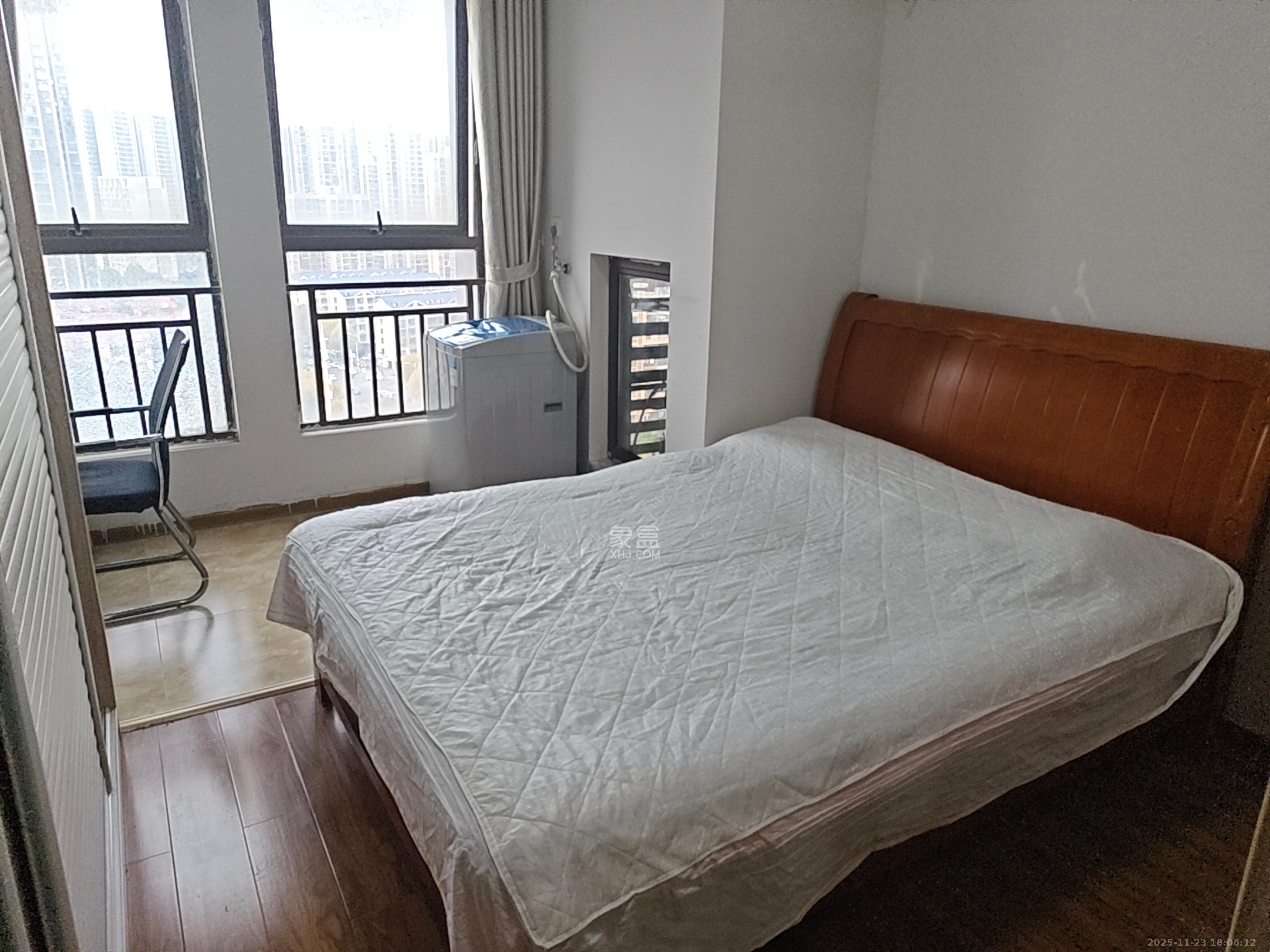 旭辉御府   41.0㎡      1400.0元/月