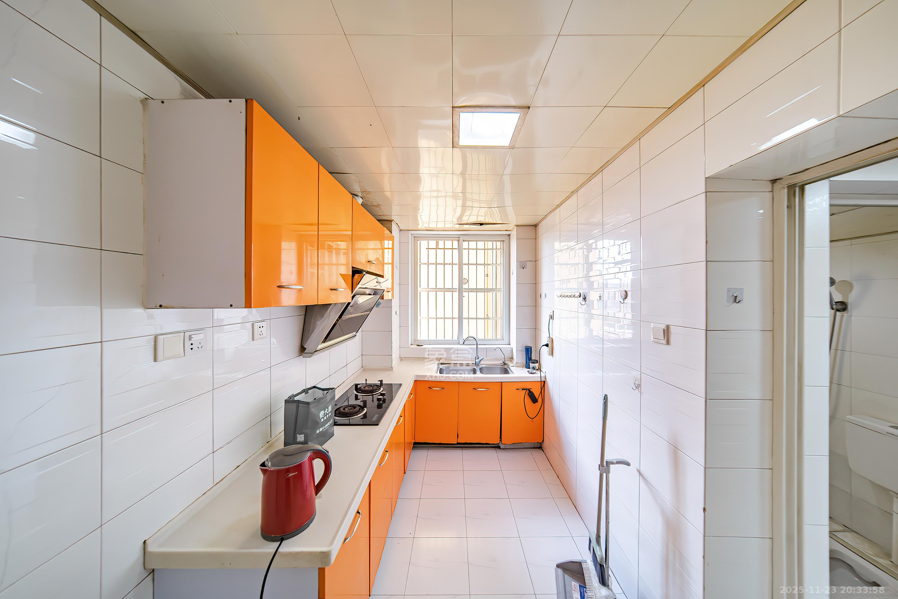 德雅苑 3室2厅2卫 81.2万 德雅苑 3室2厅2卫 81.2万厨房