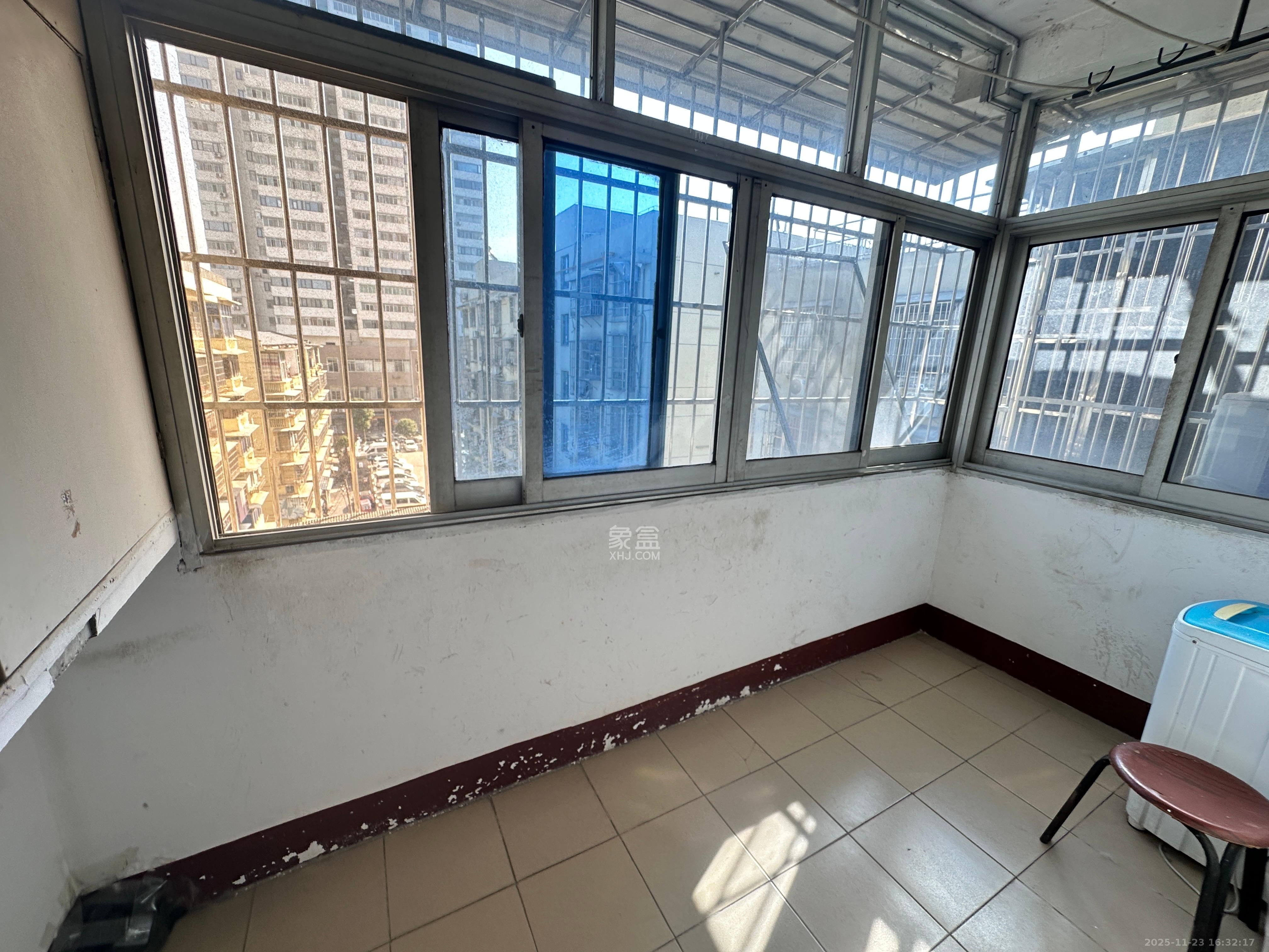 裕农街散盘 2室1厅1卫 1000.0元/月 裕农街散盘 2室1厅1卫 1000.0元/月室内图