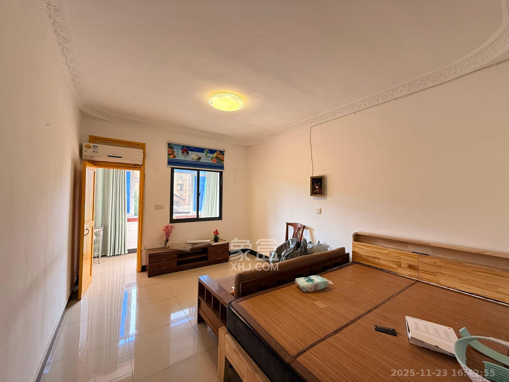 大/小王家巷散盘 2室1厅1卫 1600.0元/月 大/小王家巷散盘 2室1厅1卫 1600.0元/月室内图