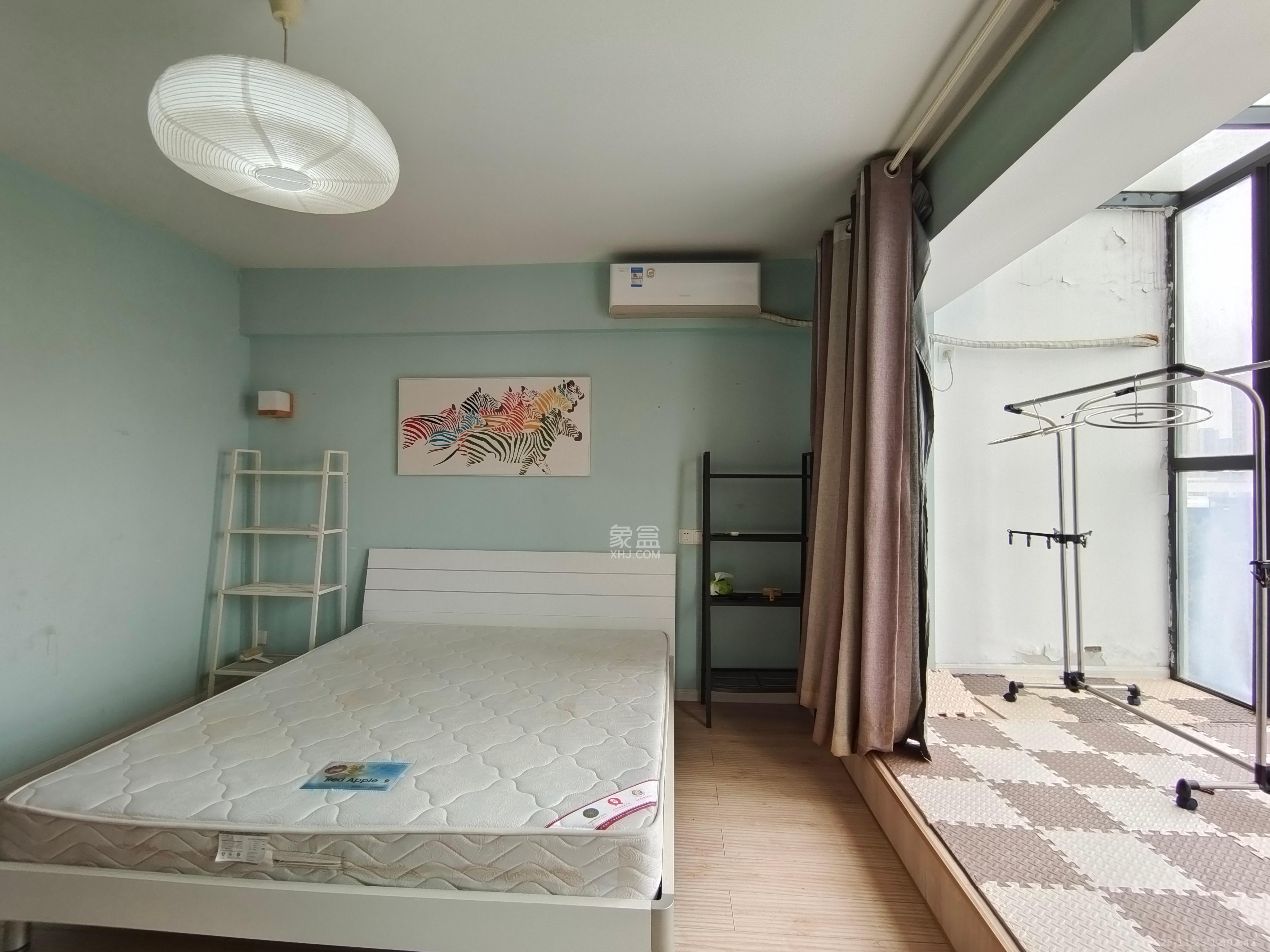 阳光100二期 1室1厅1卫 1700.0元/月 阳光100二期 1室1厅1卫 1700.0元/月室内图