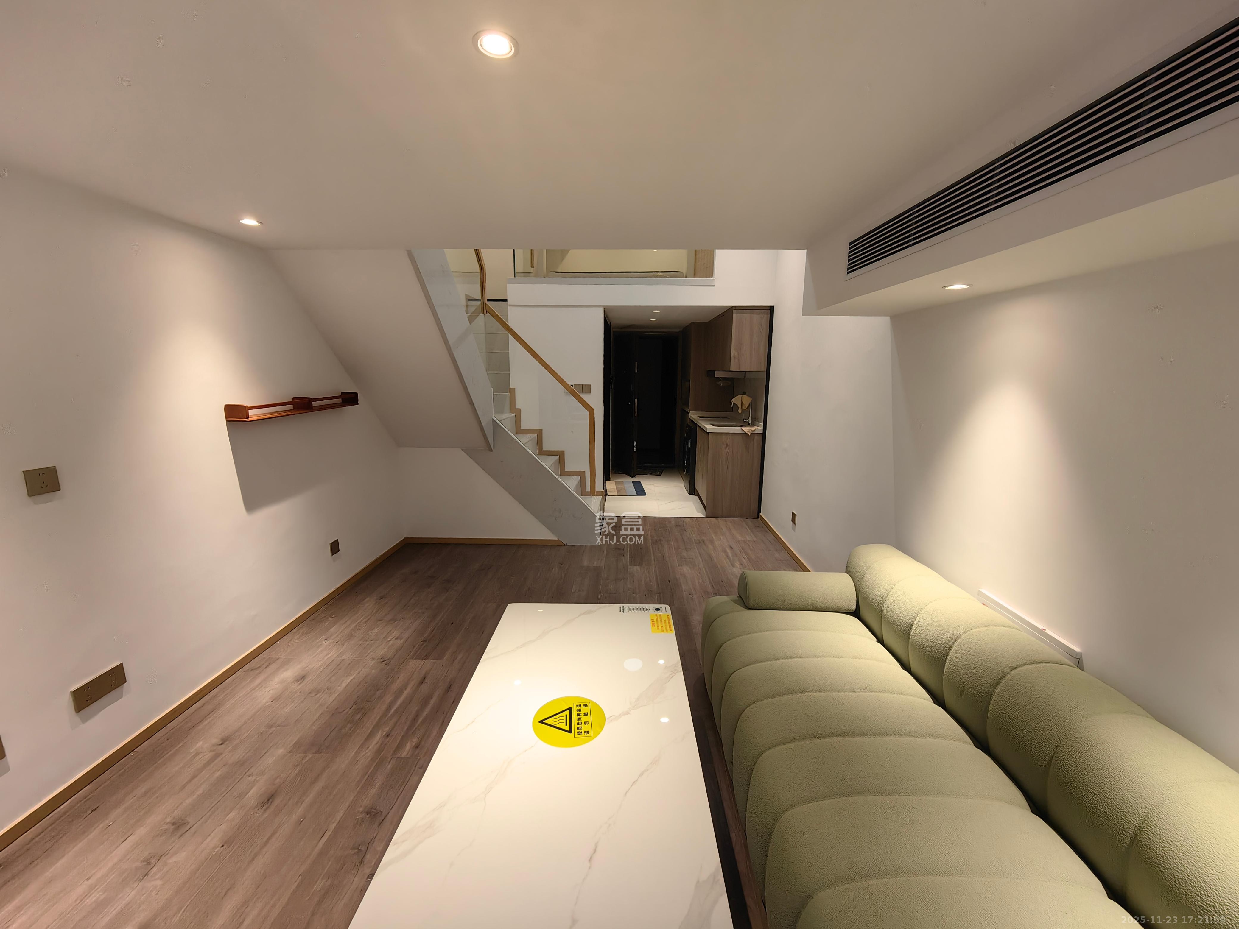 正荣梅溪紫阙台  2室1厅1卫    2200.0元/月室内图