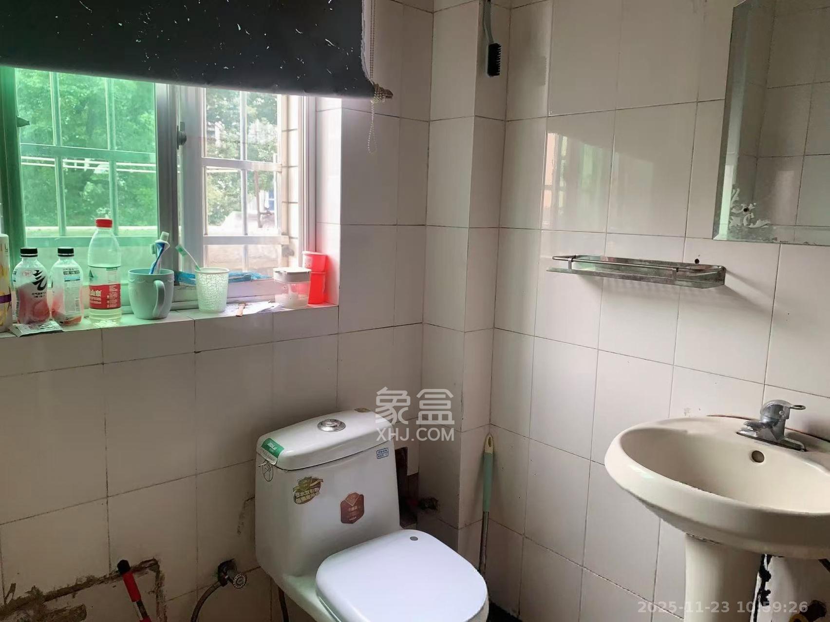 兰亭居  1室1厅1卫    1000.0元/月室内图