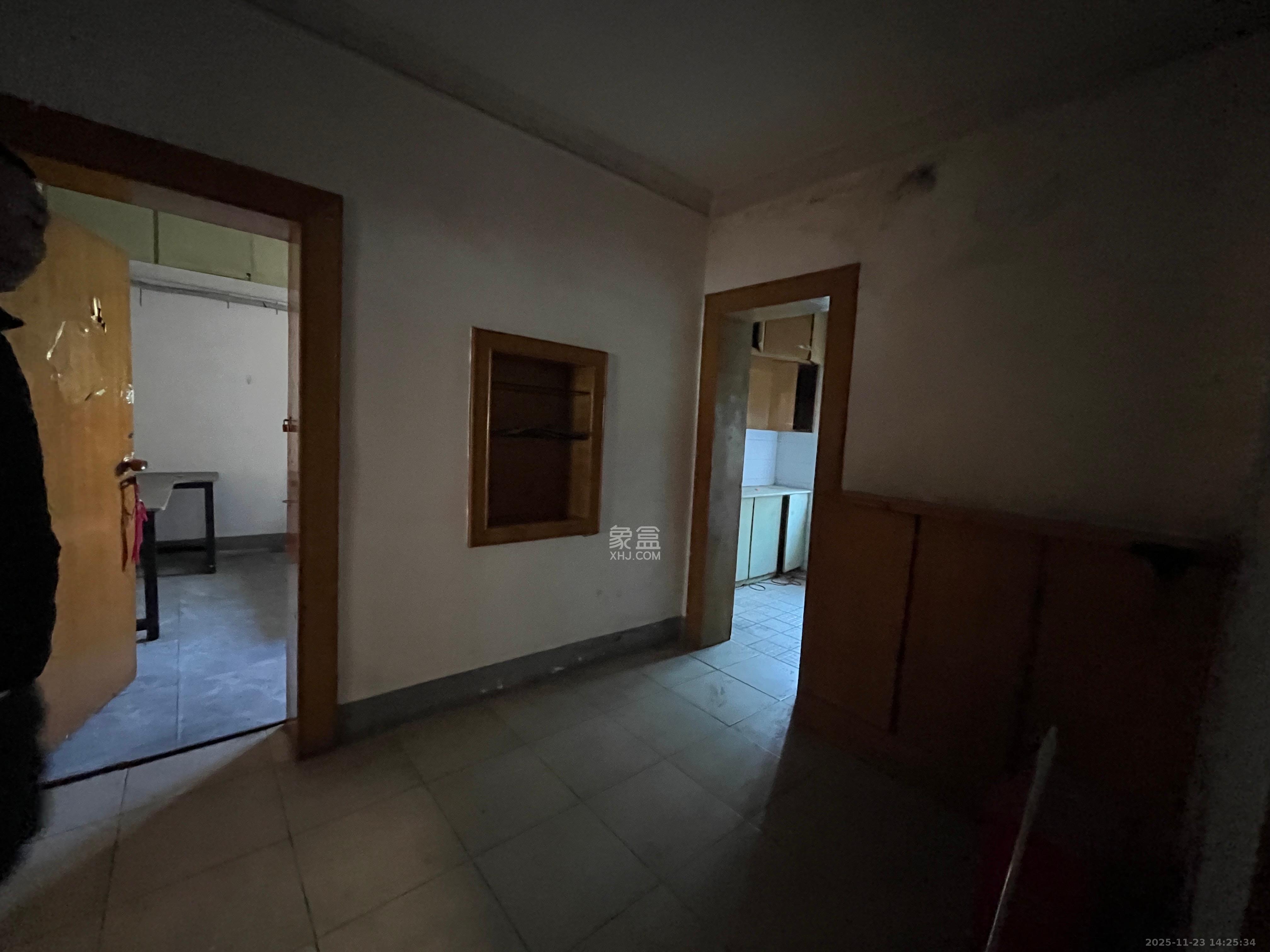 长沙理工大学东院西院  4室1厅1卫    1600.0元/月室内图