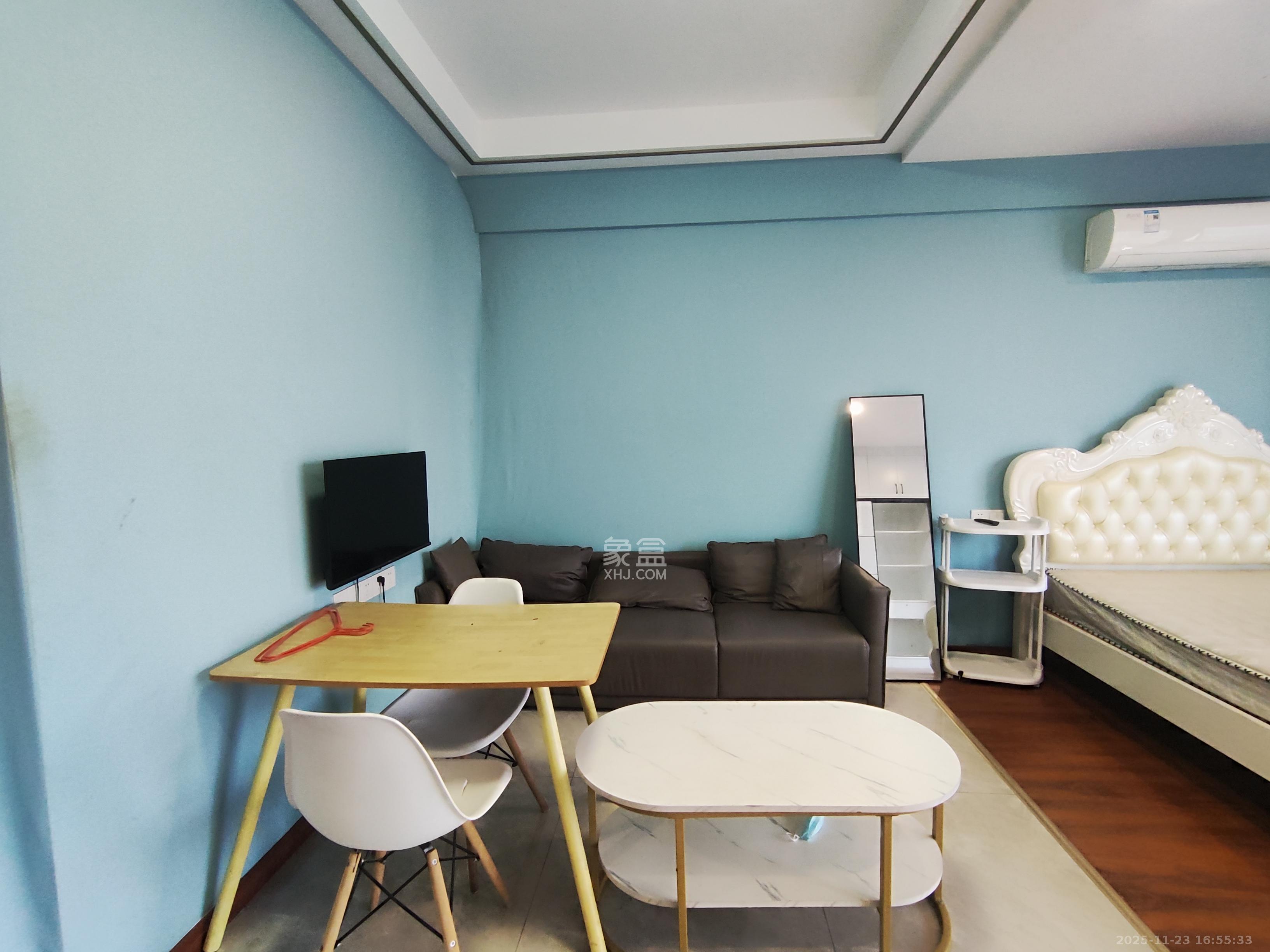 博长山水香颐  1室1厅1卫    1300.0元/月室内图