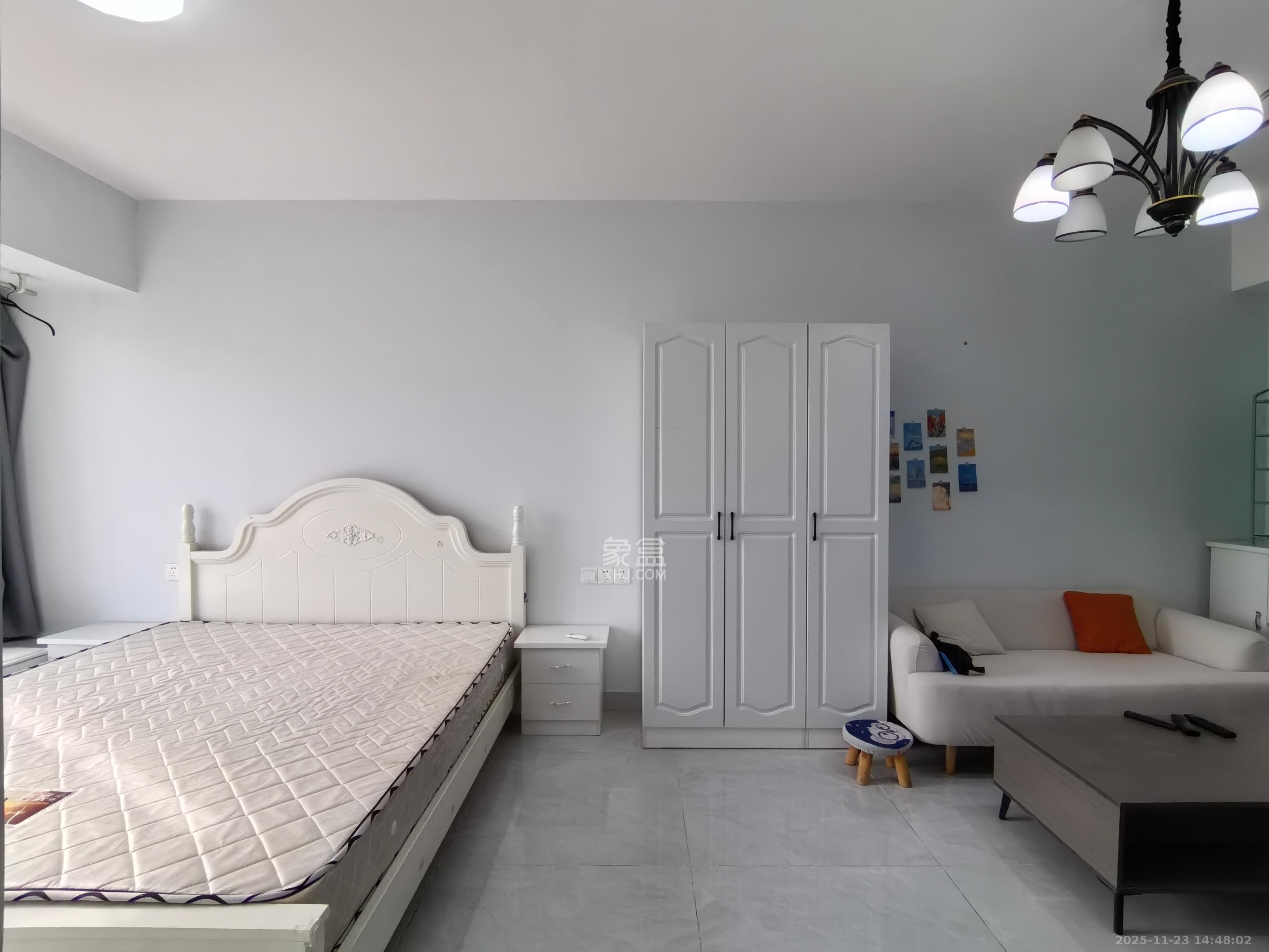 天健城  1室1厅1卫    2000.0元/月室内图