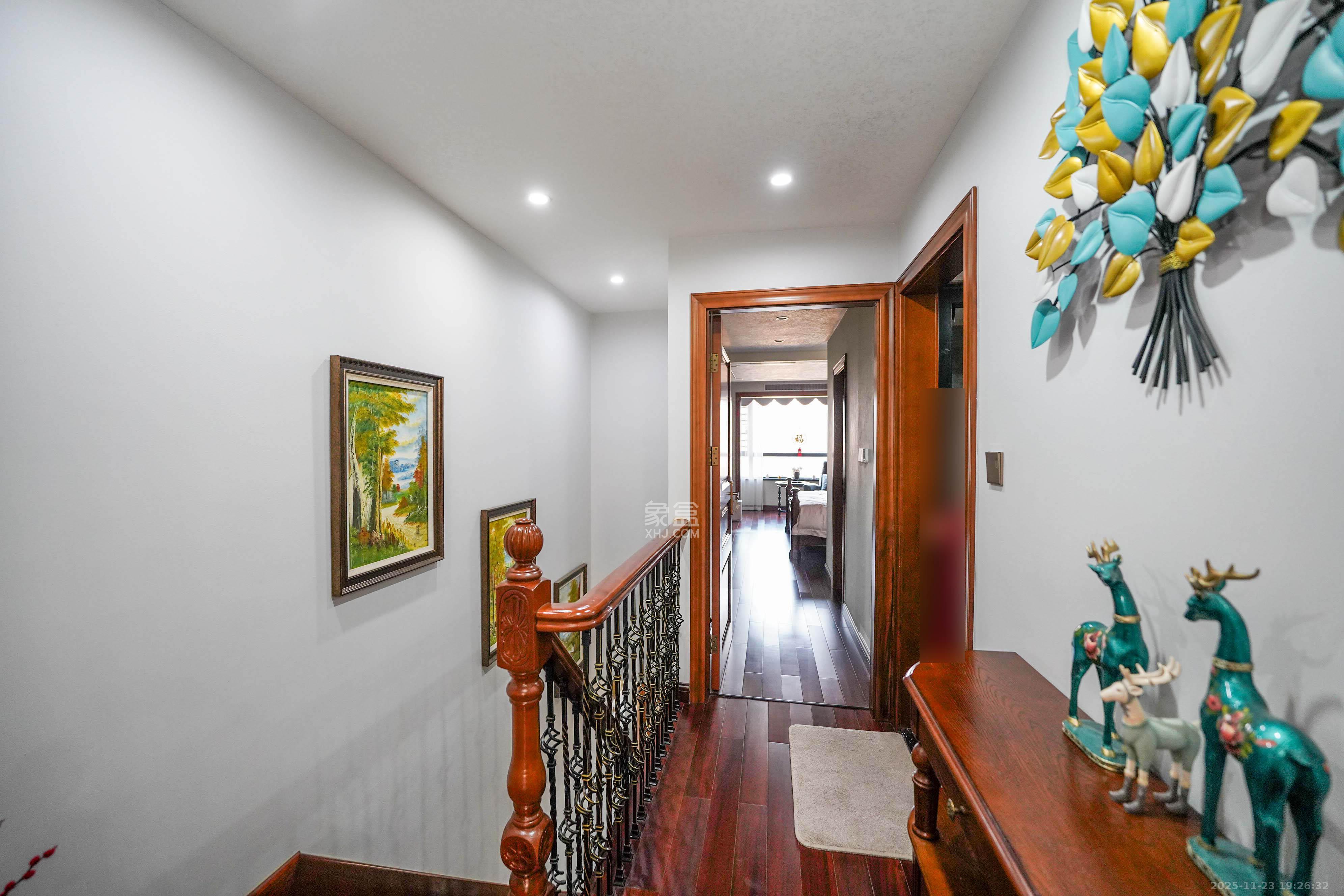 橘郡礼顿山  2室2厅2卫    118.0万其他