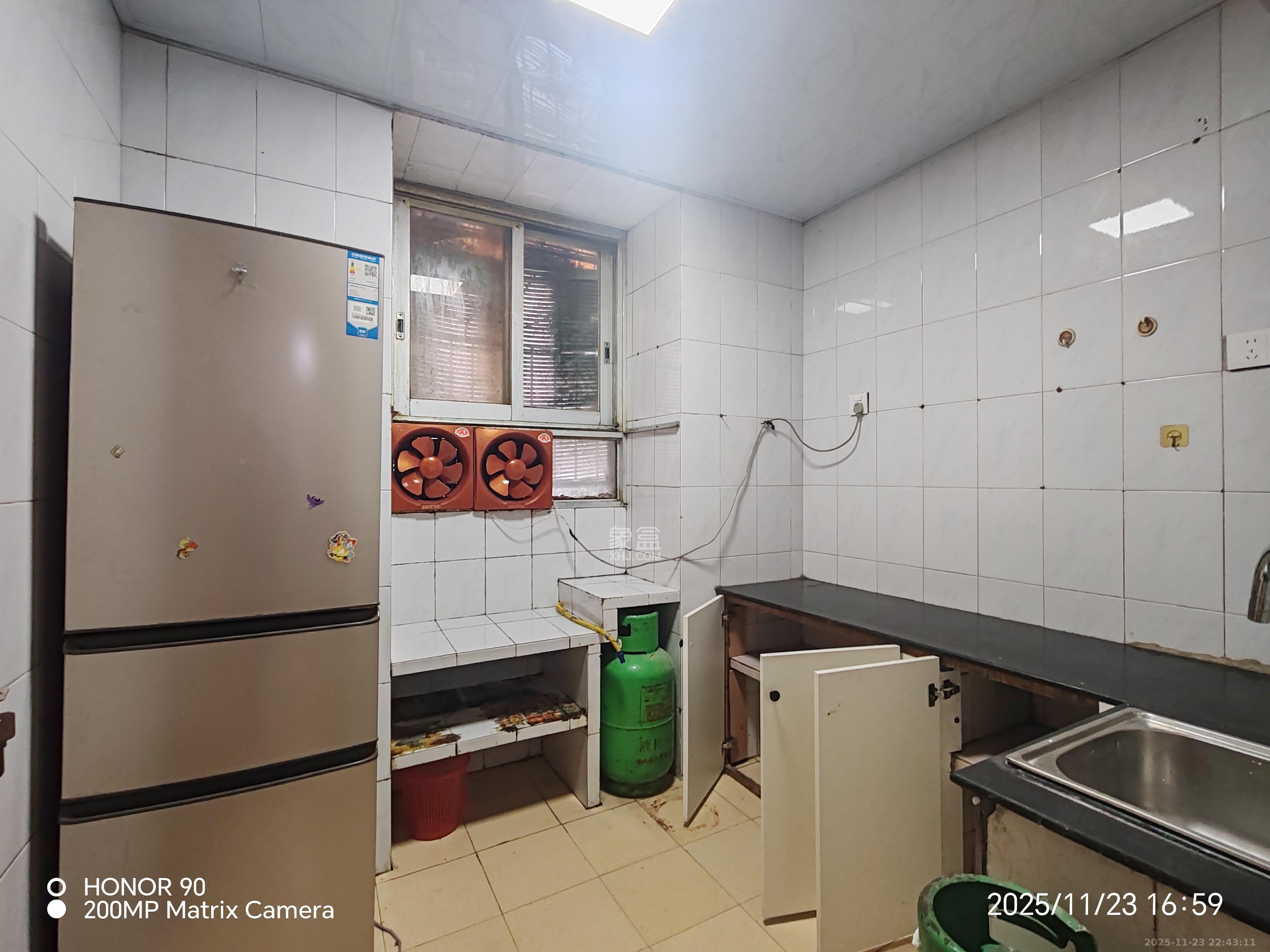 狮子山一片 2室2厅1卫 1500.0元/月 狮子山一片 2室2厅1卫 1500.0元/月室内图