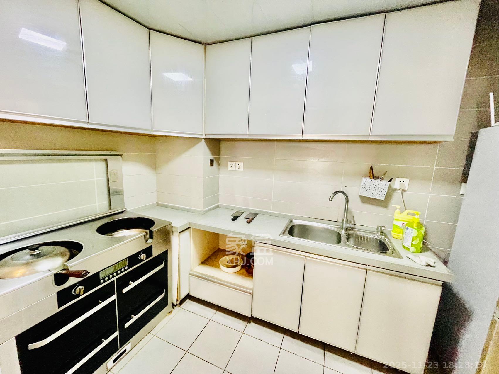 紫晶城 2室2厅1卫 1700.0元/月 紫晶城 2室2厅1卫 1700.0元/月室内图