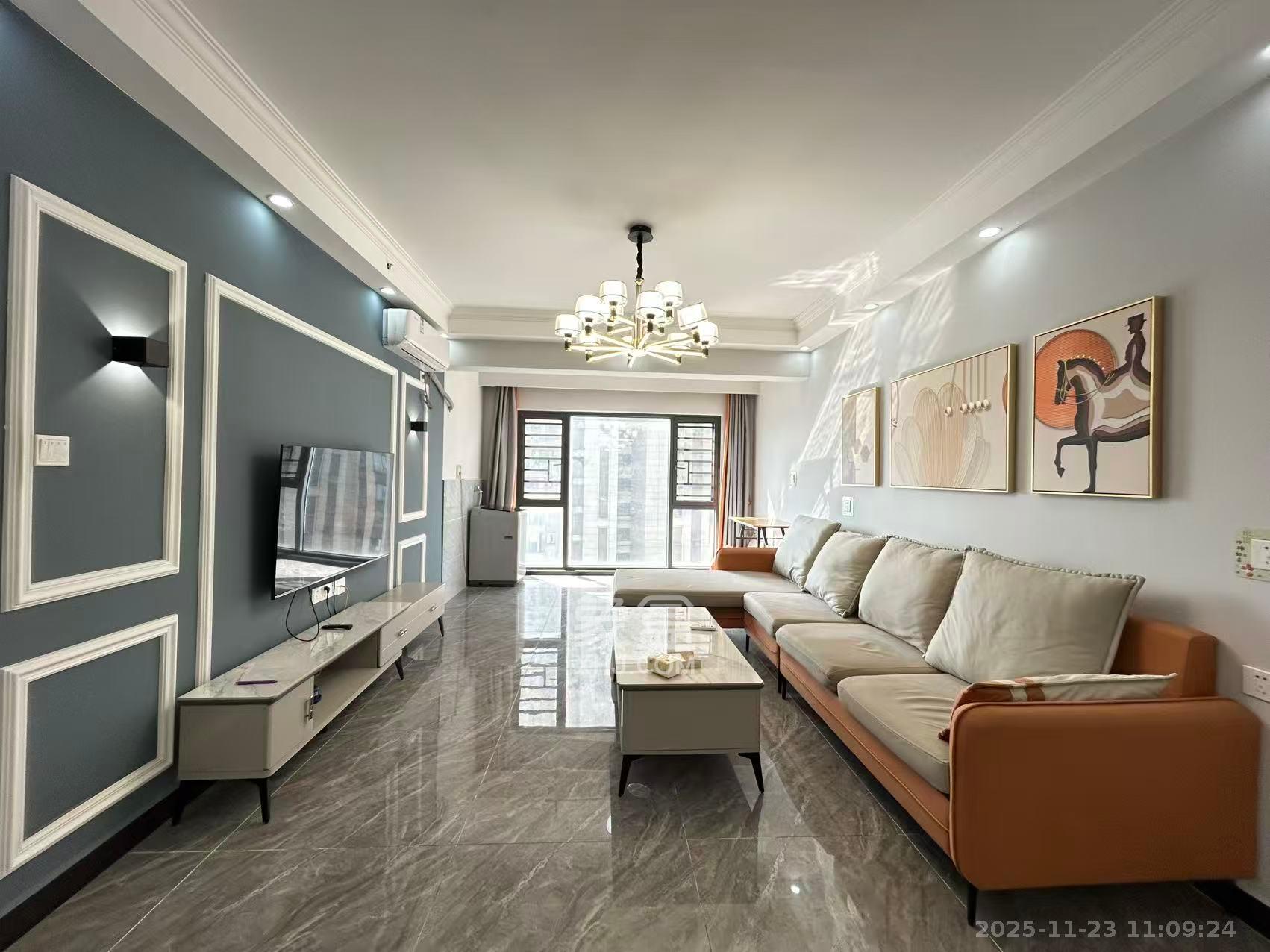 阳光城尚东湾愉景苑  3室2厅2卫    2500.0元/月