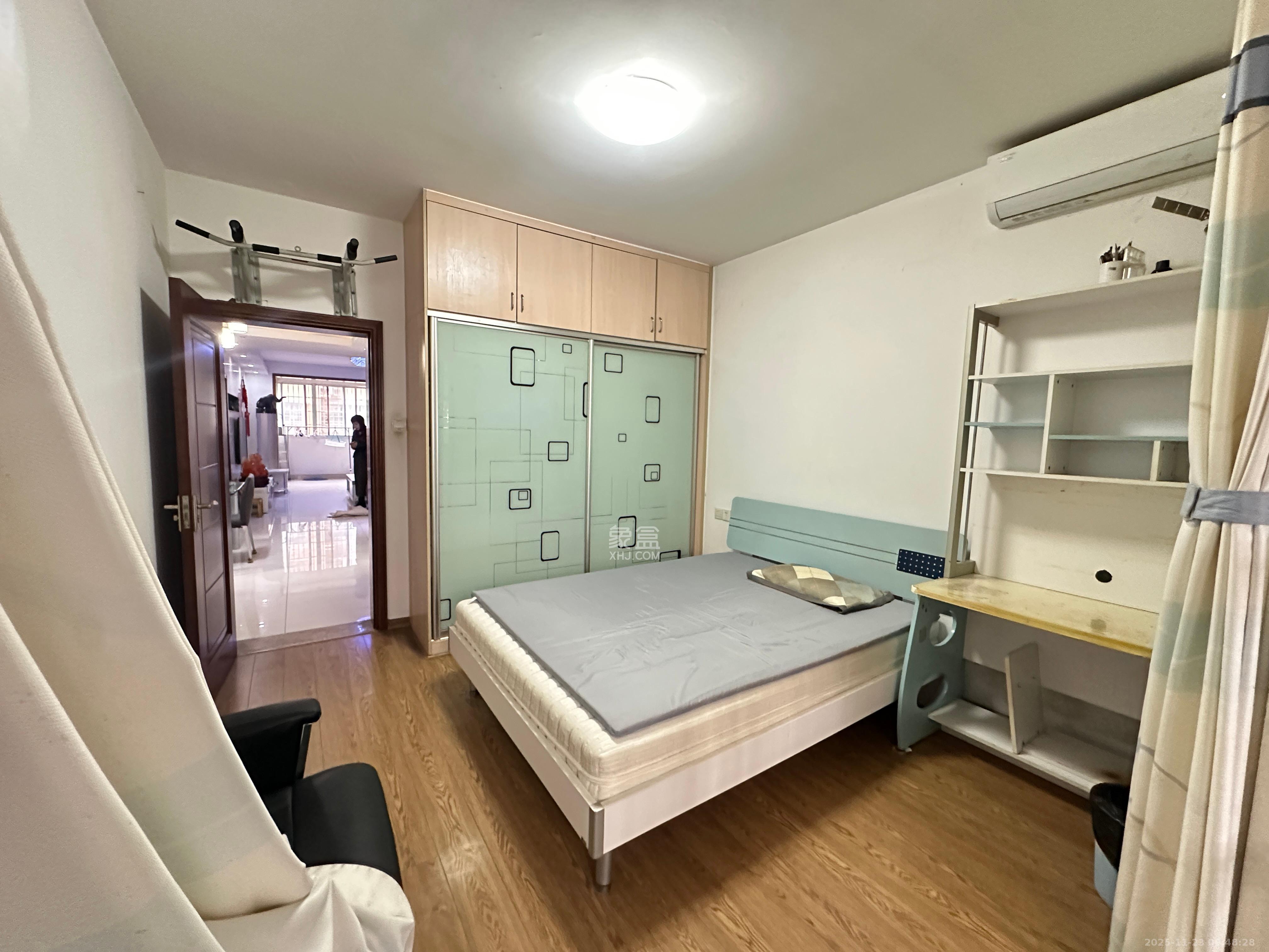 桔香鑫城  3室2厅2卫    2600.0元/月室内图