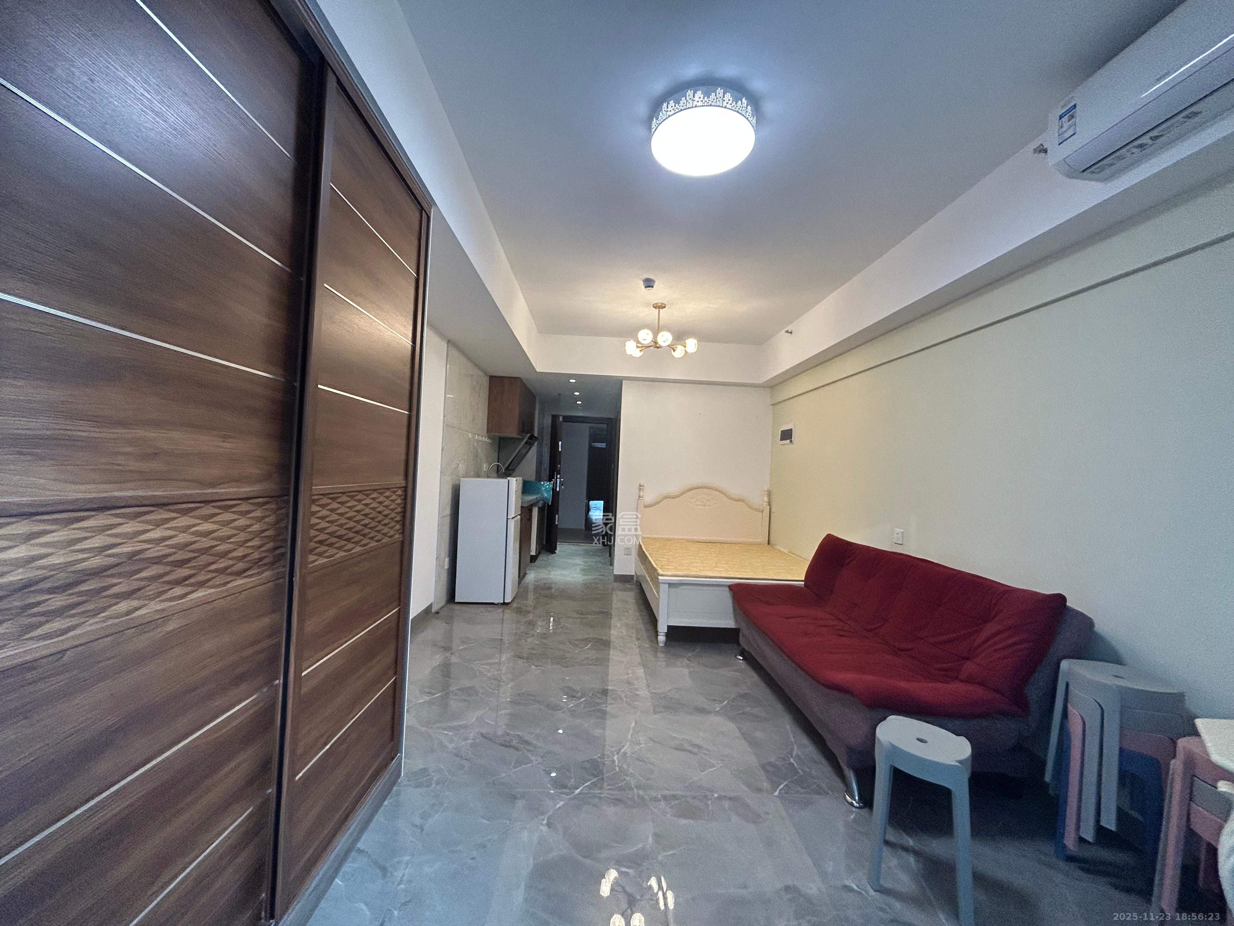 合能枫丹丽舍（柏悦名苑)  1室1厅1卫    1200.0元/月室内图