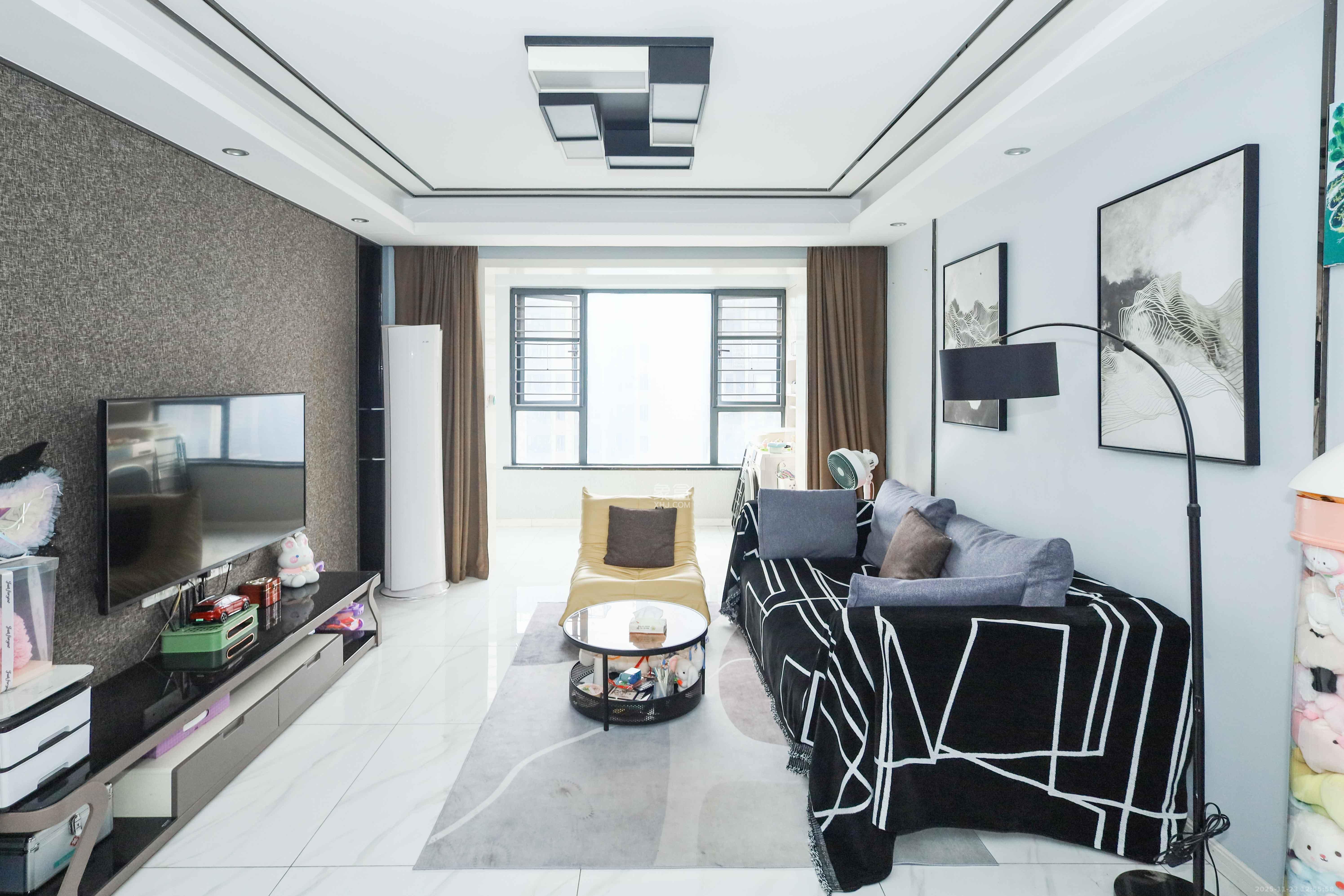 中国铁建梅溪青秀一期  3室2厅1卫    98.0万