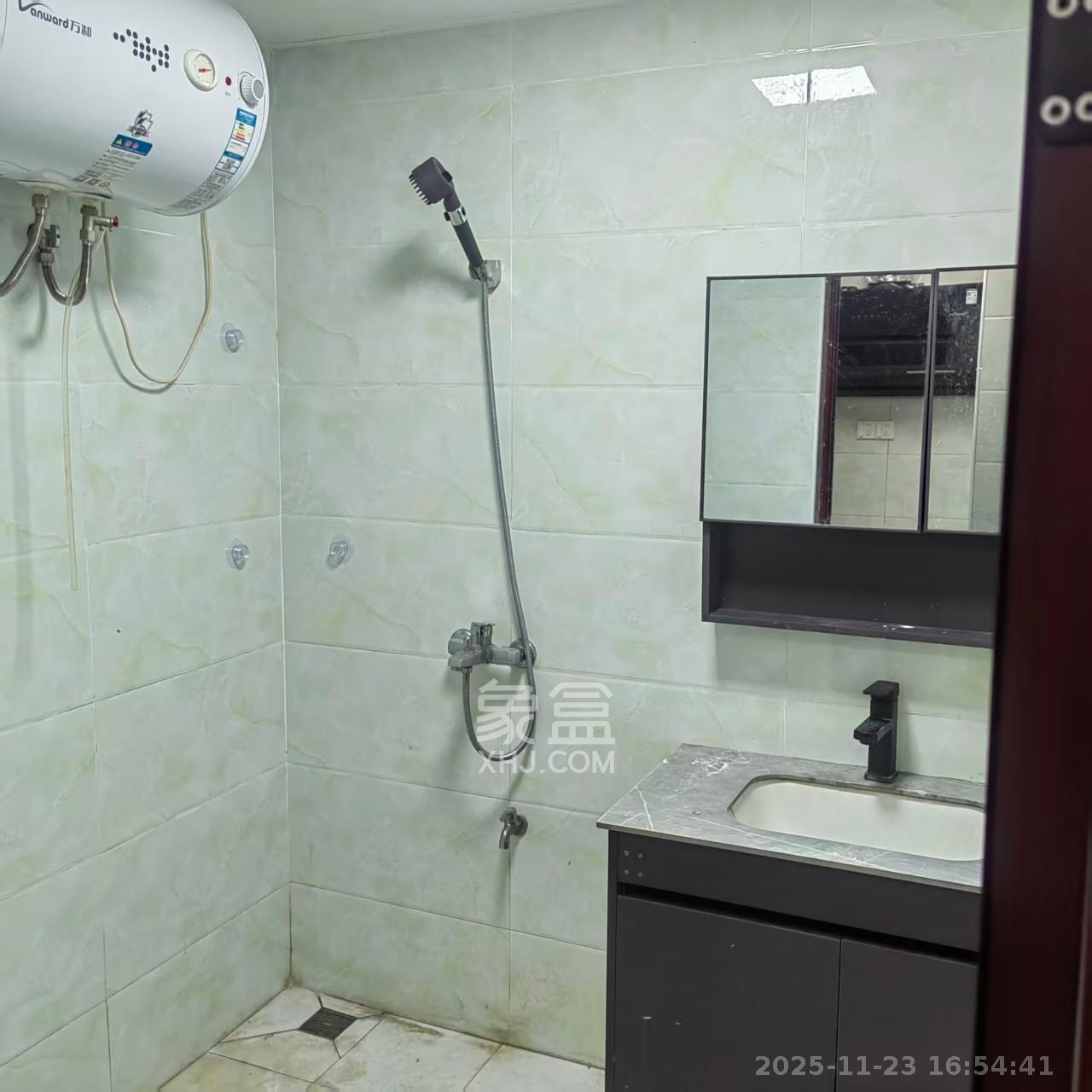 钰龙天下二期(钰龙佳园) 1室1厅1卫 1100.0元/月 钰龙天下二期(钰龙佳园) 1室1厅1卫 1100.0元/月室内图