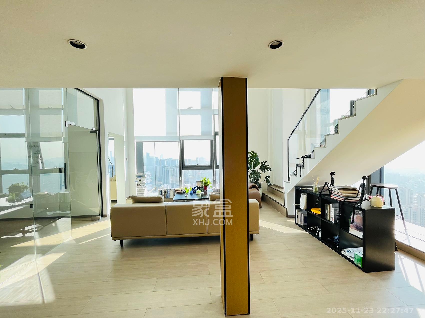 卓越中寰 2室2厅1卫 9500.0元/月 卓越中寰 2室2厅1卫 9500.0元/月室内图