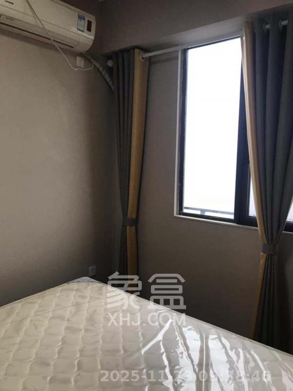 麓谷小镇 3室2厅1卫 2400.0元/月 麓谷小镇 3室2厅1卫 2400.0元/月室内图