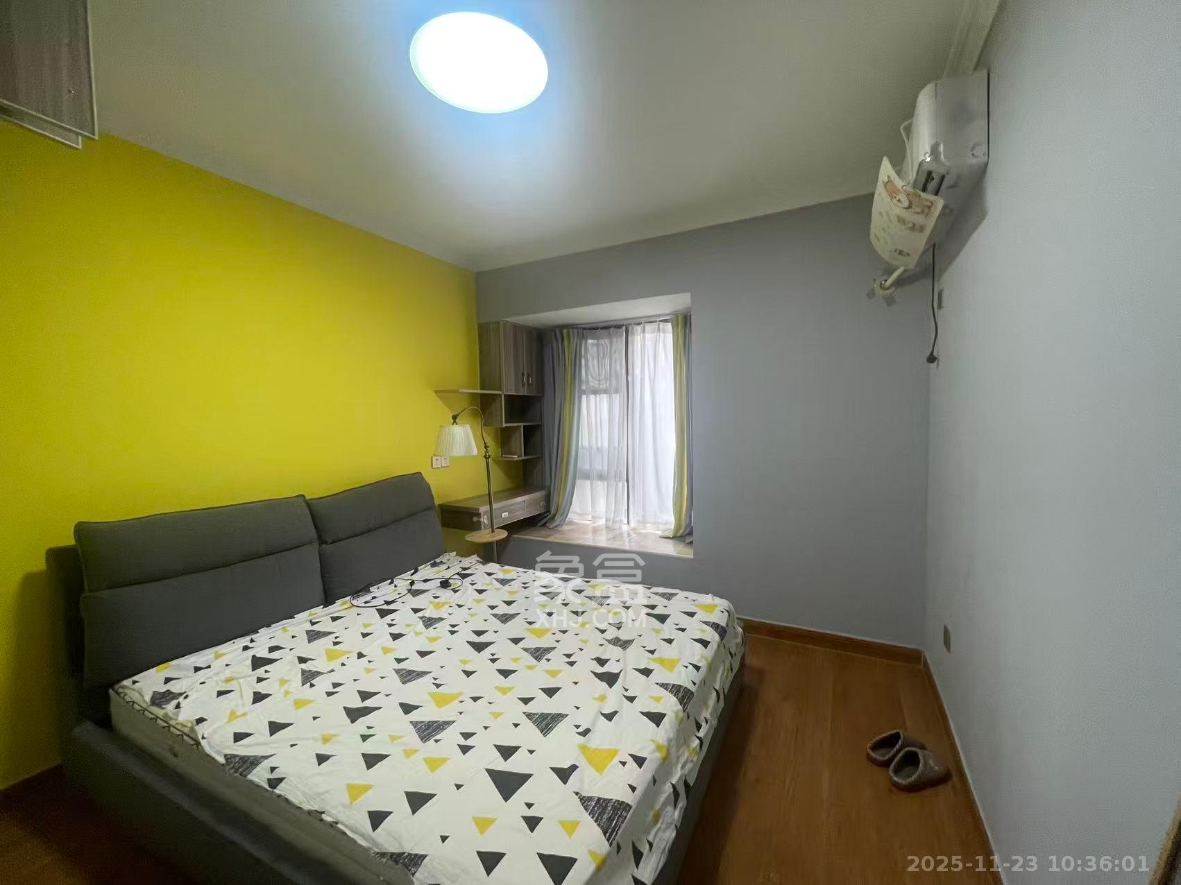 南城印象 3室2厅1卫 2400.0元/月 南城印象 3室2厅1卫 2400.0元/月室内图