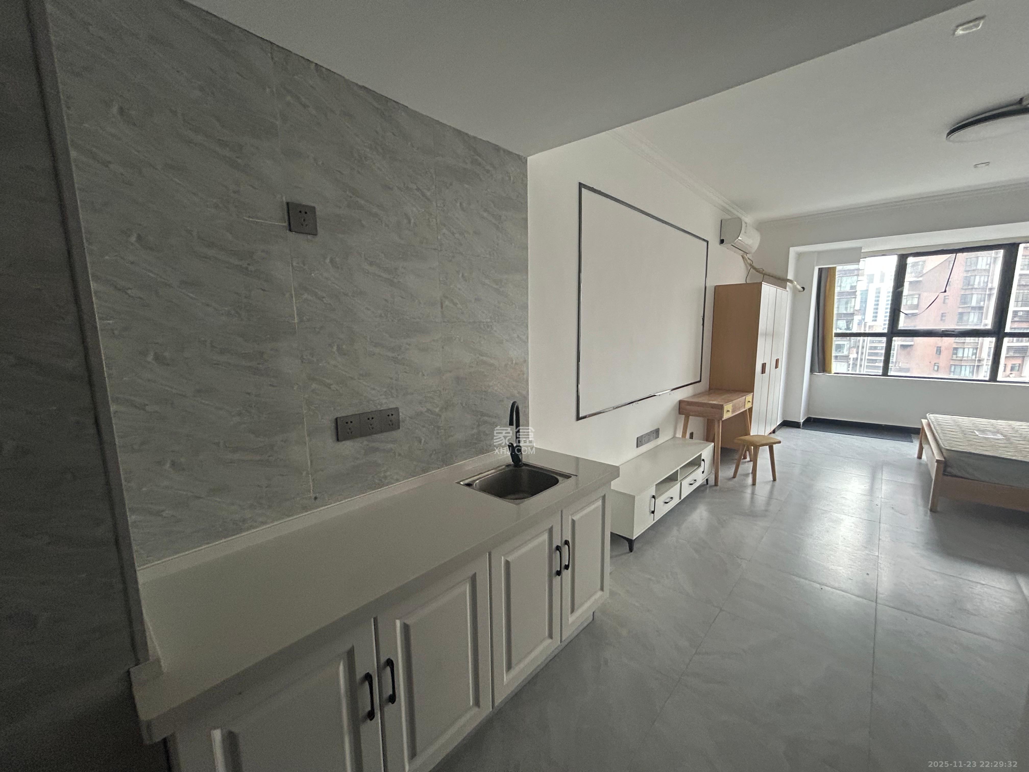 世景国际广场 1室1厅1卫 1600.0元/月 世景国际广场 1室1厅1卫 1600.0元/月室内图