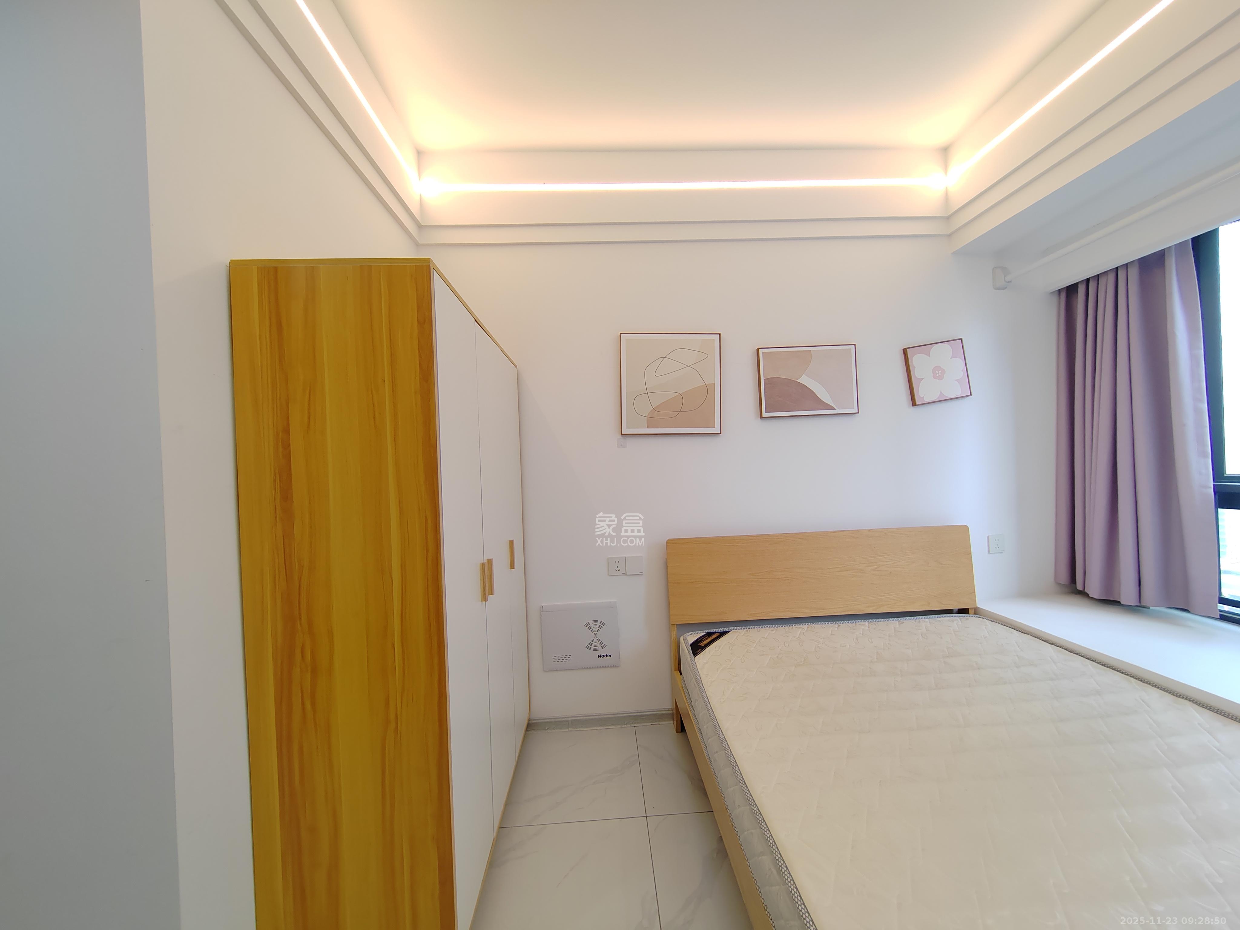 龙湖铂金岛  1室1厅1卫    1400.0元/月室内图