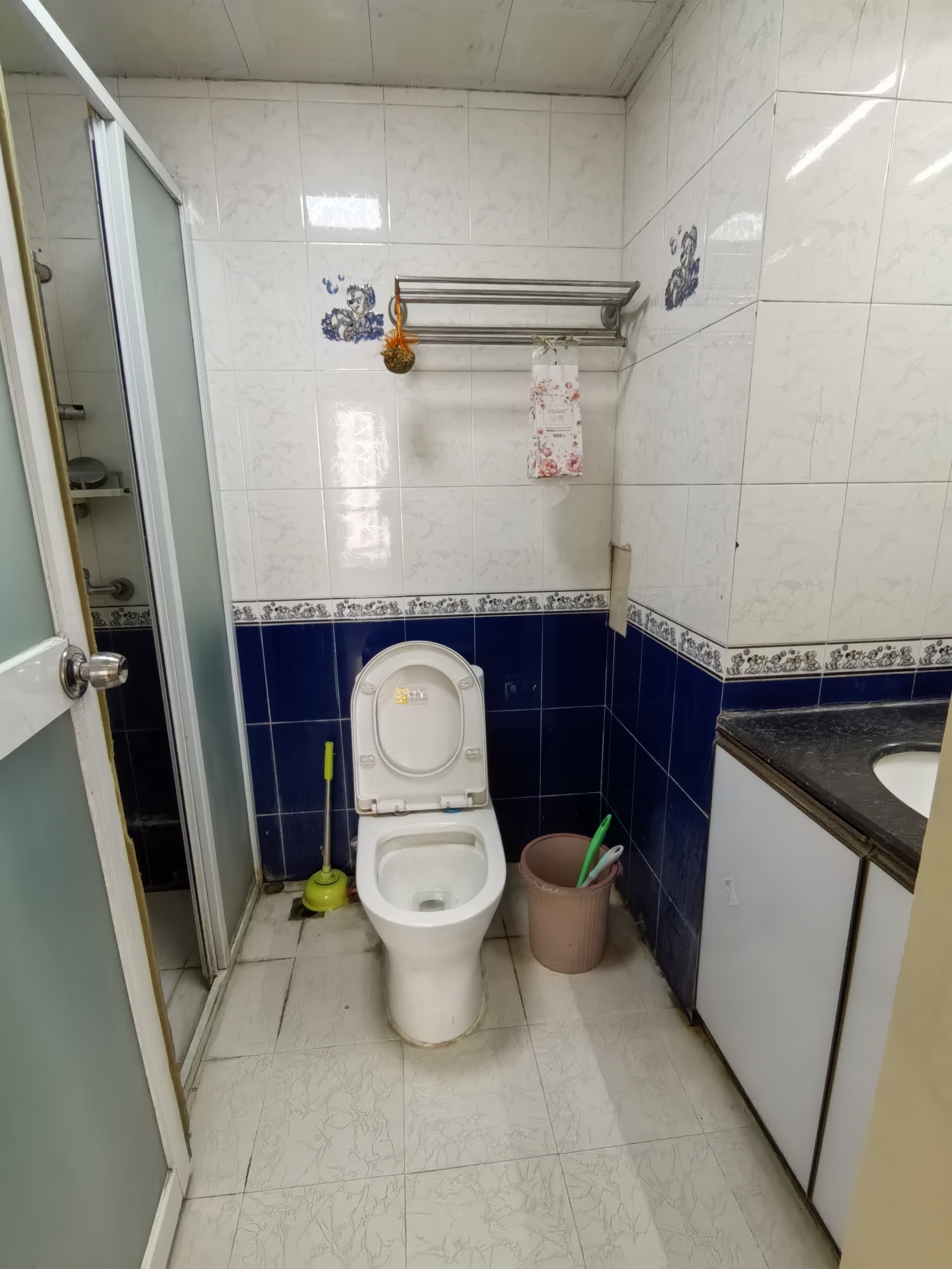 嘉华城市花园  3室2厅2卫    2600.0元/月室内图