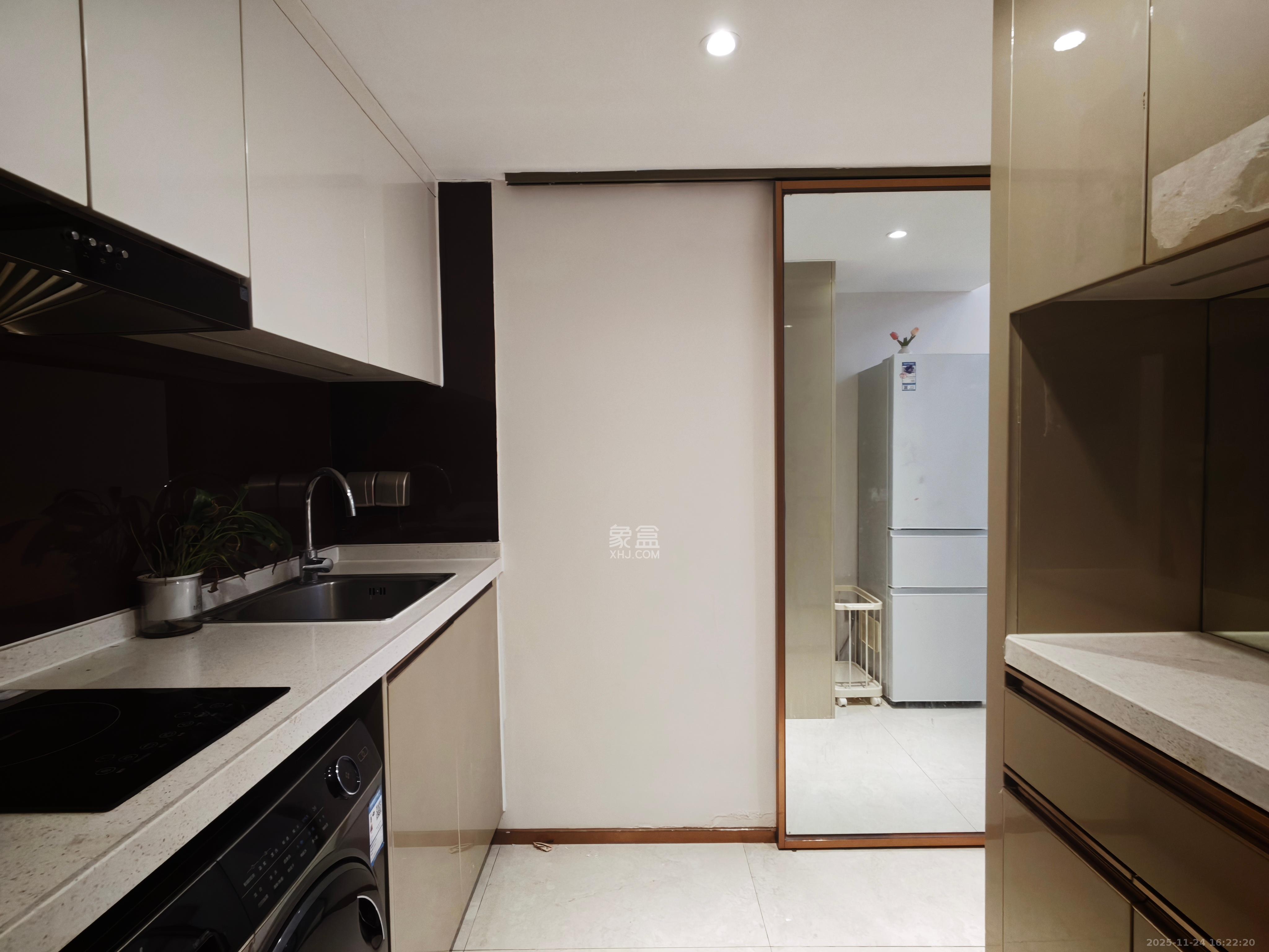 华远华时代  2室1厅1卫    2500.0元/月室内图