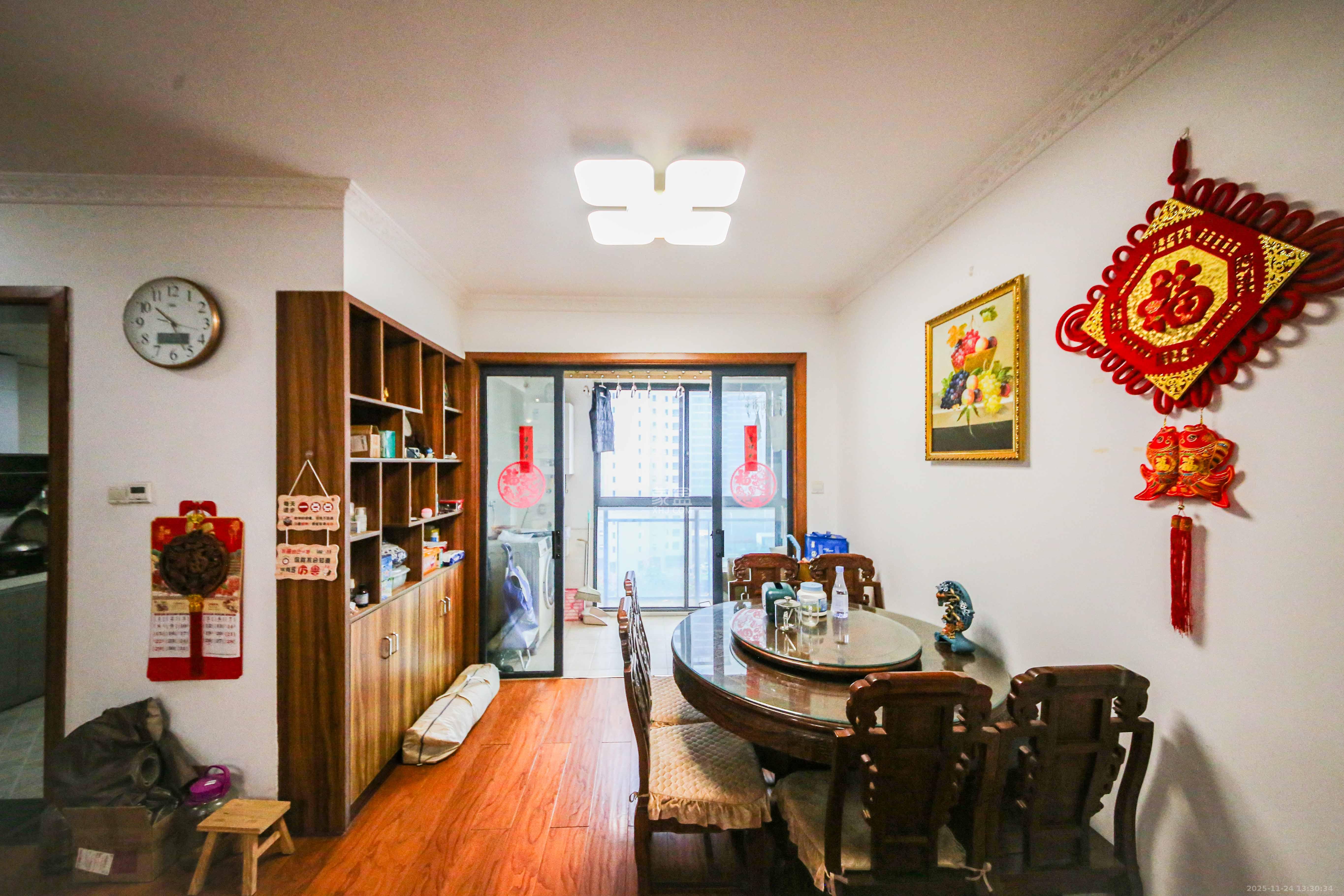 钱隆学府一、二期 3室2厅2卫 105.0万 钱隆学府一、二期 3室2厅2卫 105.0万客厅