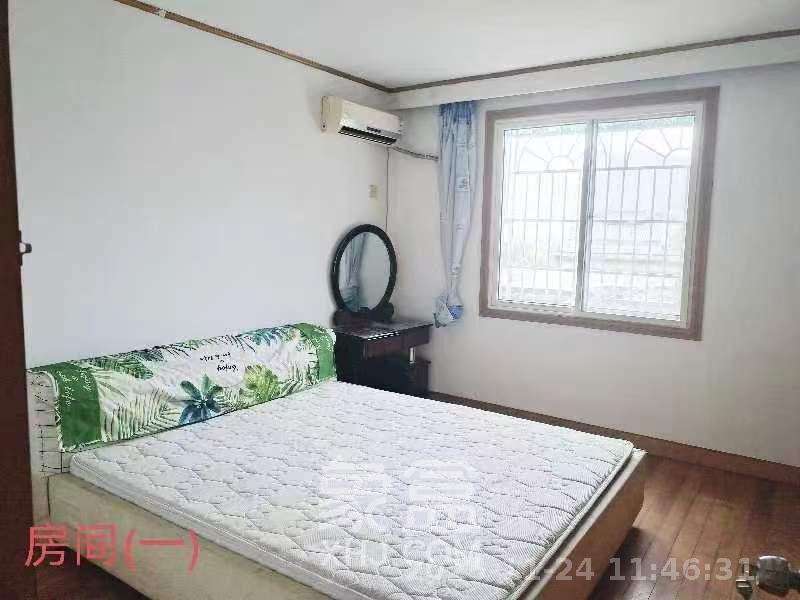 望麓桥回收公司院内  1室2厅1卫    1800.0元/月室内图