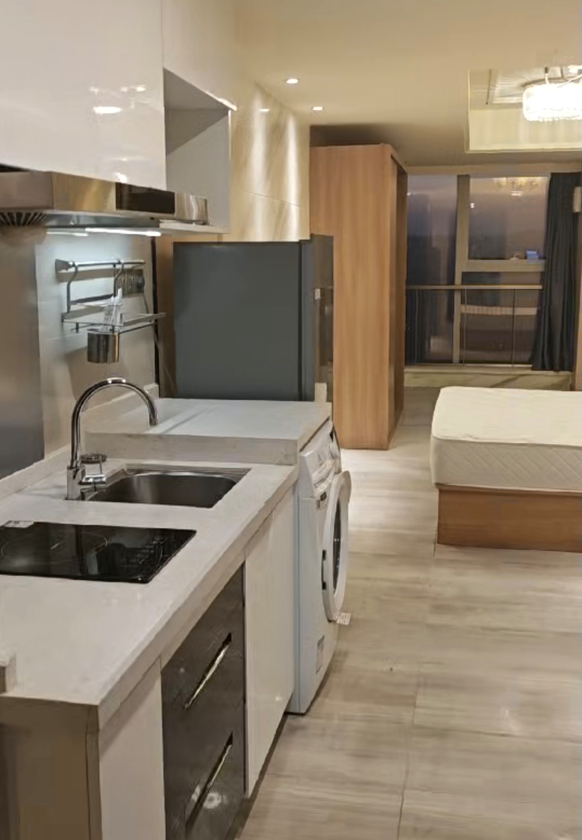 恒大誉府（融誉商业中心）  1室1厅1卫    1600.0元/月户型图