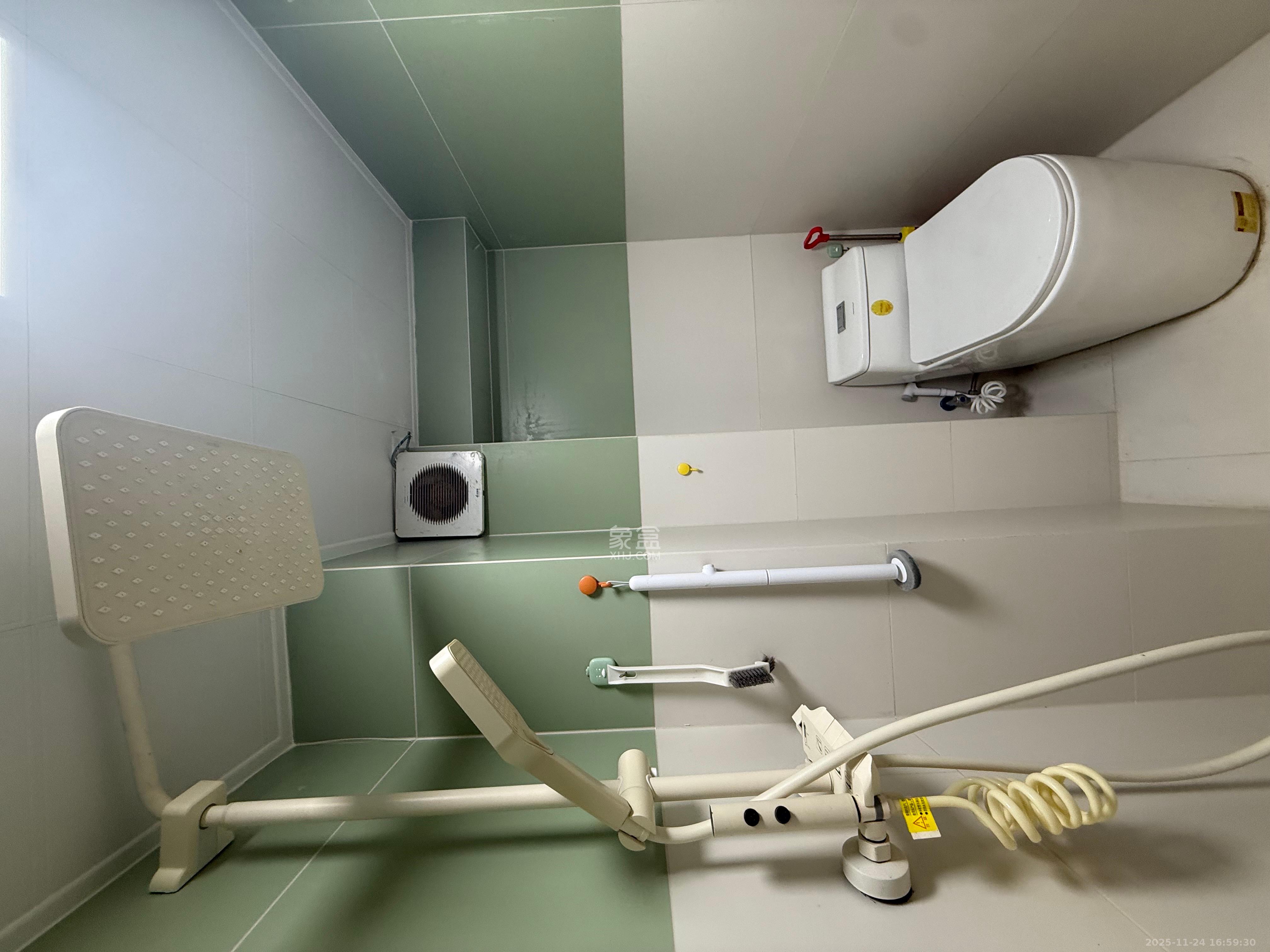 中海阅溪府  2室2厅2卫    2100.0元/月室内图