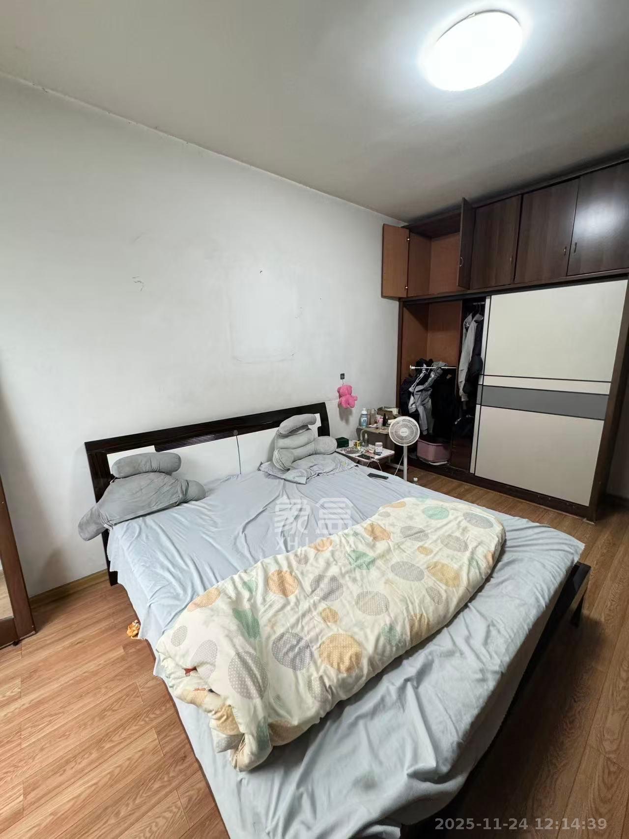 新塘垅小区（高桥物流园）  2室1厅1卫    1400.0元/月室内图