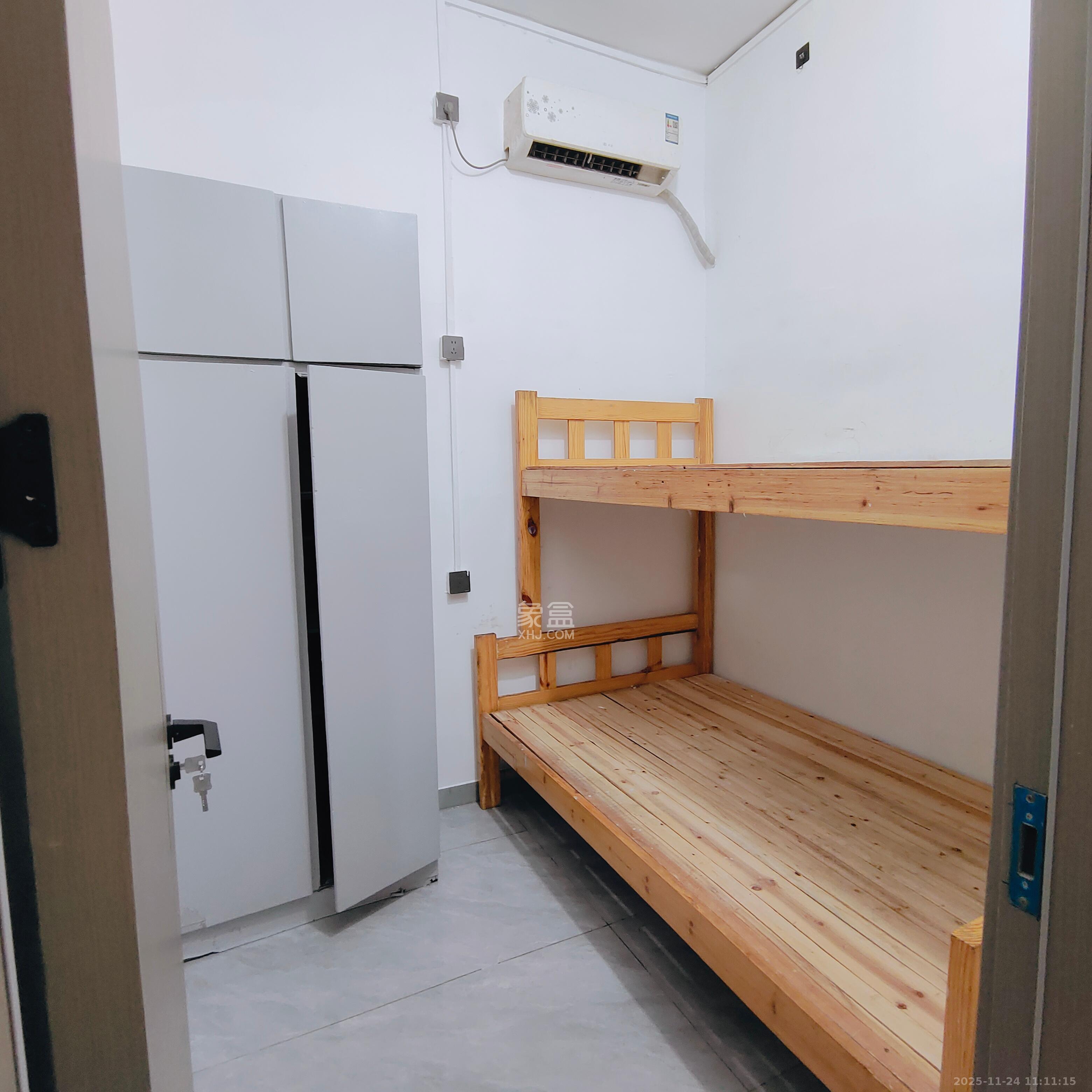 丰盈里散盘（丰盈里、丰盈西里）  3室1厅1卫    2600.0元/月室内图