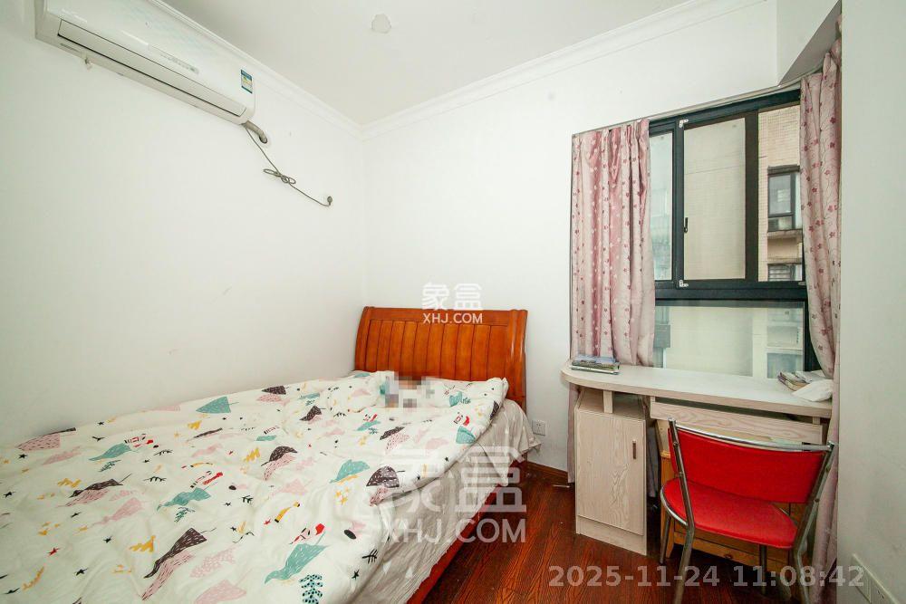 蓝山郡 2室2厅1卫 1800.0元/月 蓝山郡 2室2厅1卫 1800.0元/月室内图