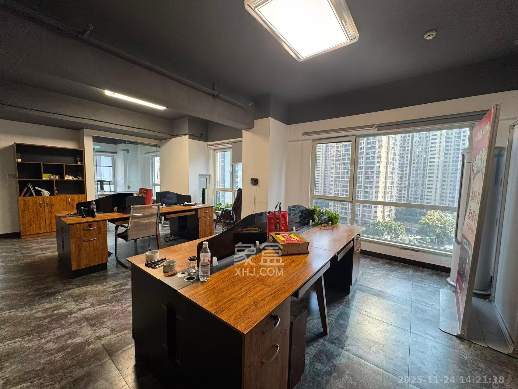 北辰三角洲B1E1区  1室1厅1卫    5300.0元/月