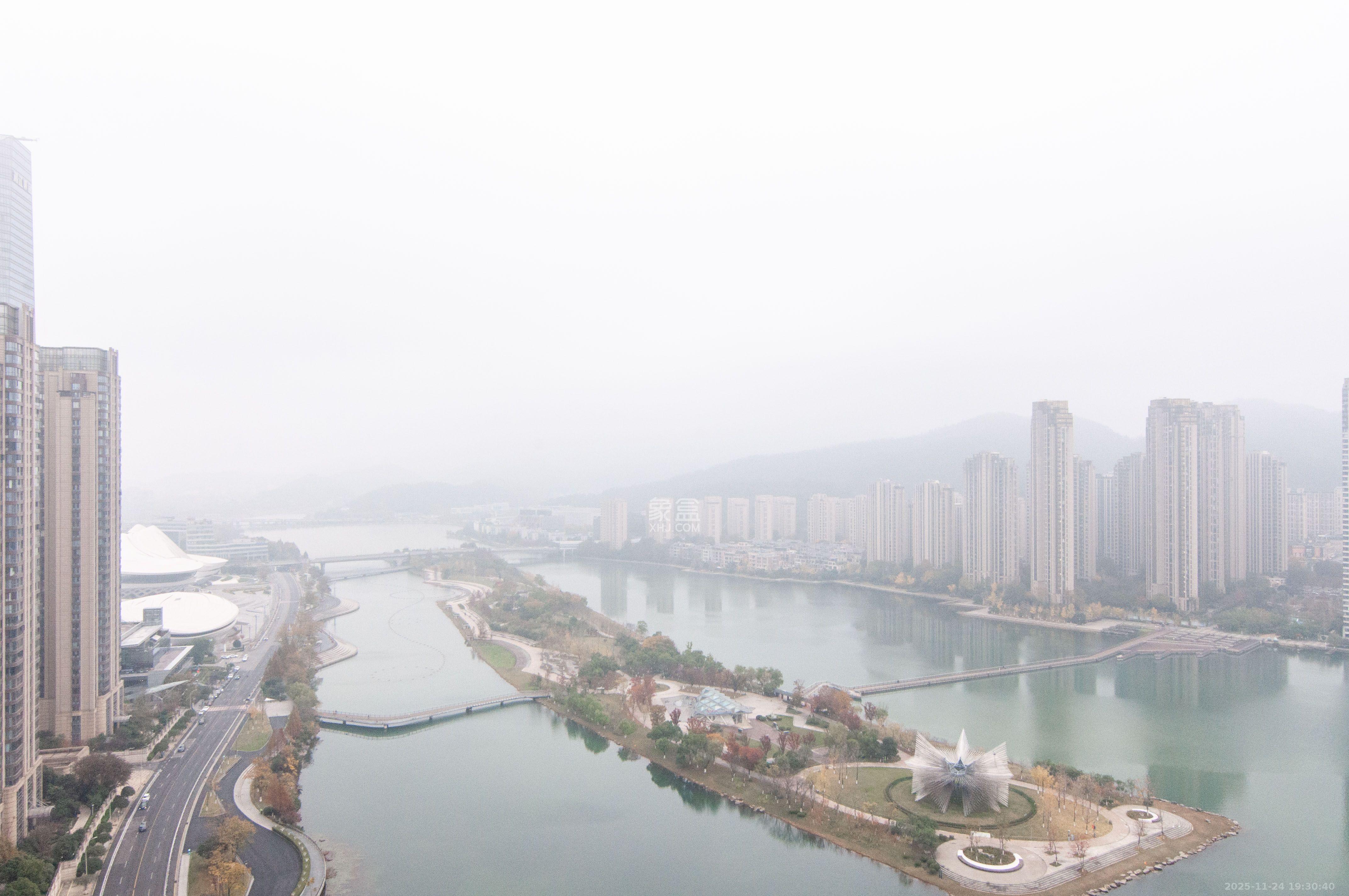 梅溪湖金茂府（金茂广场）（金茂览秀城）  4室2厅3卫    7500.0元/月室内图